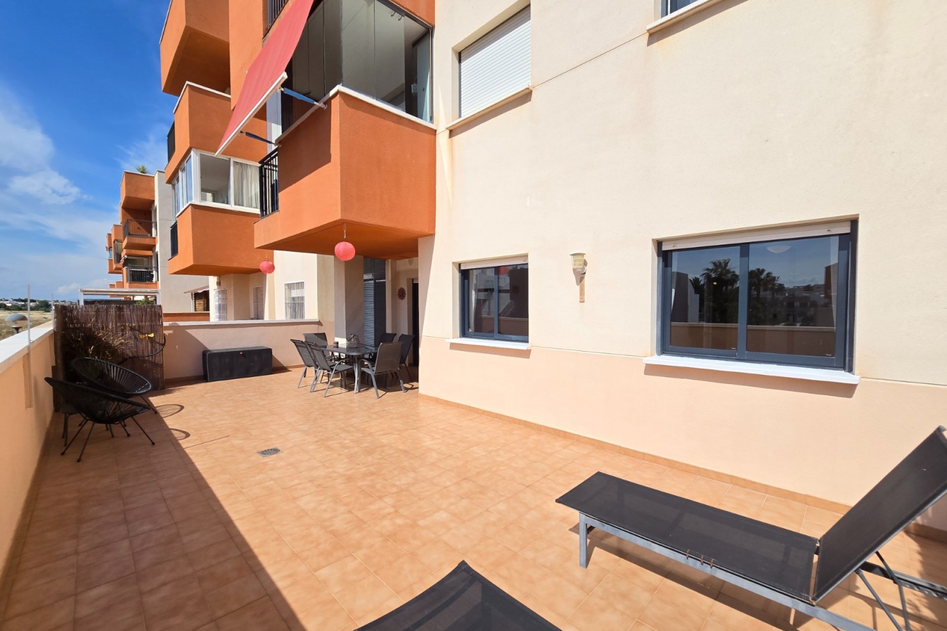 Återförsäljning - Apartment / Flat * -
Orihuela Costa * - Villamartín *