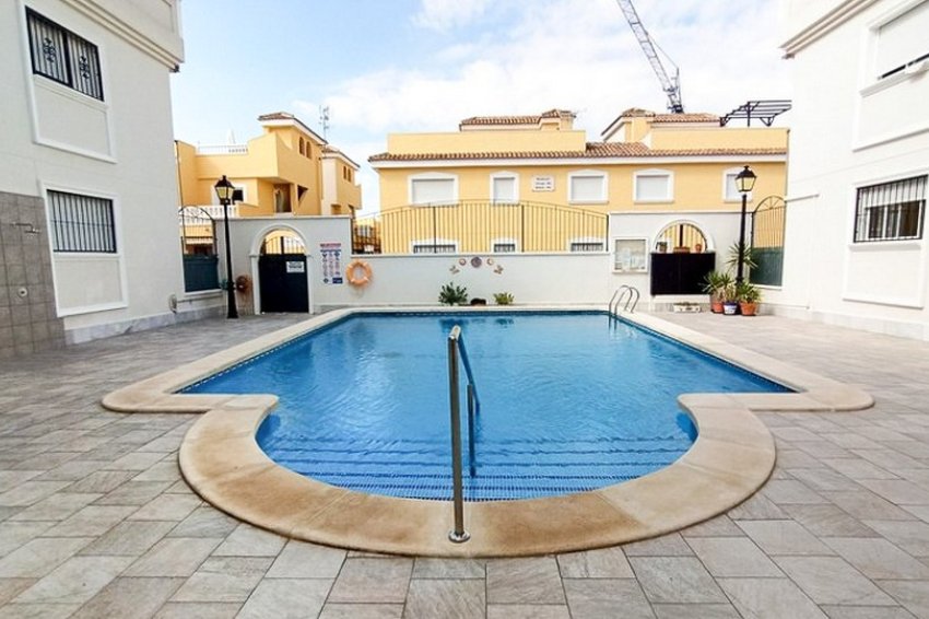 Återförsäljning - Apartment -
Formentera del Segura