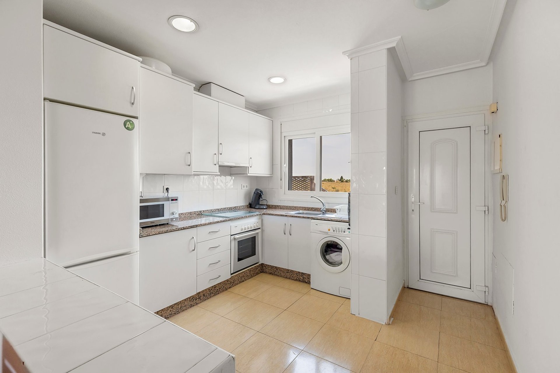 Återförsäljning - Apartment -
Gea y Truyols - Lo Santiago