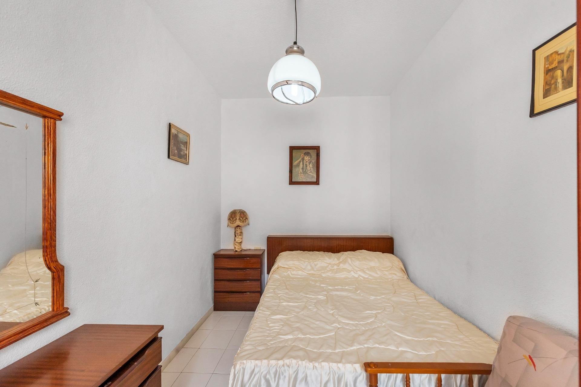 Återförsäljning - Apartment -
Guardamar del Segura - Center