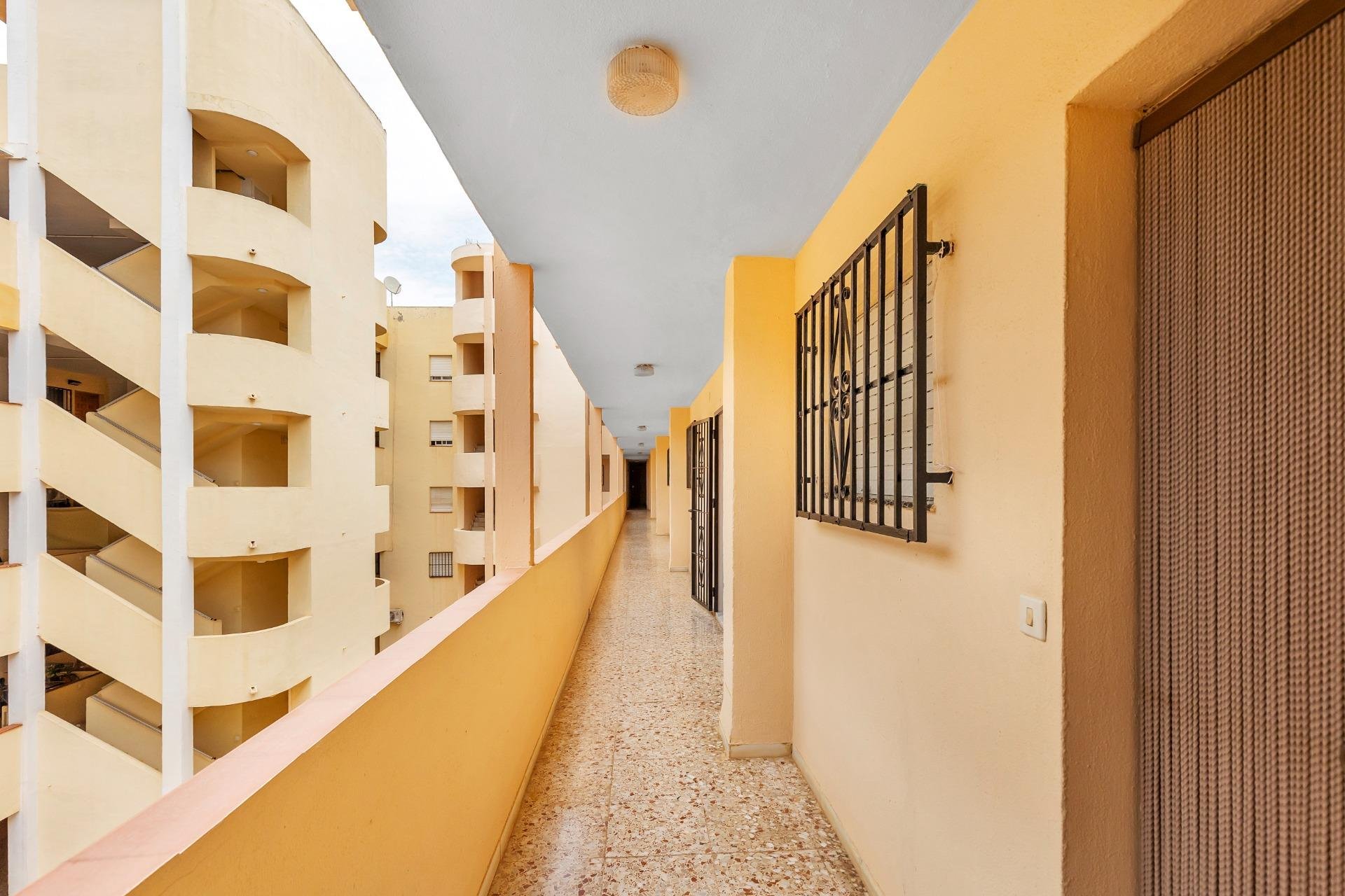 Återförsäljning - Apartment -
Guardamar del Segura - Center
