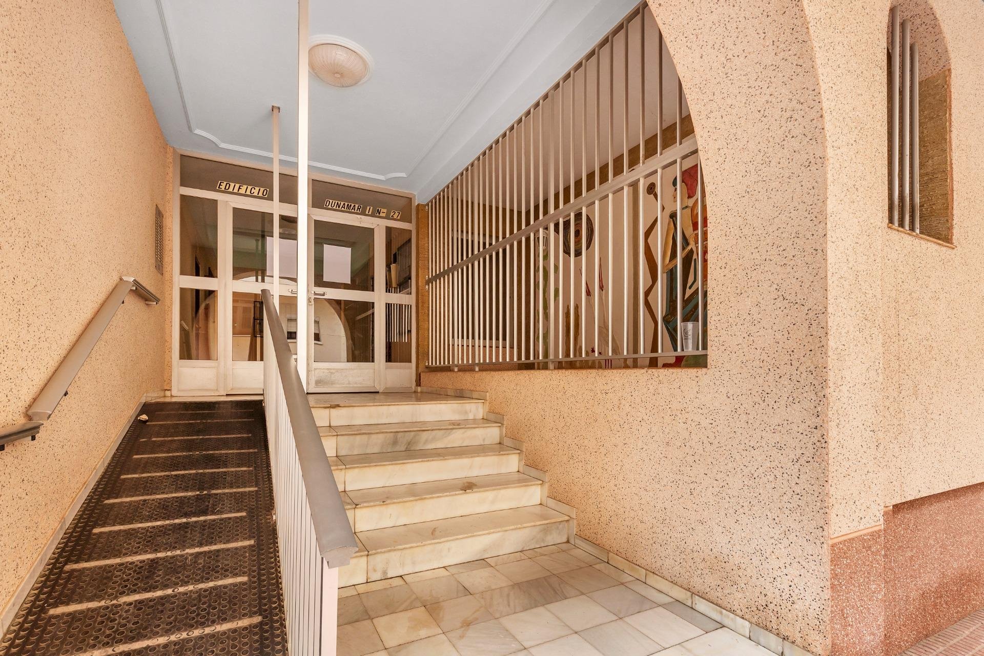 Återförsäljning - Apartment -
Guardamar del Segura - Center
