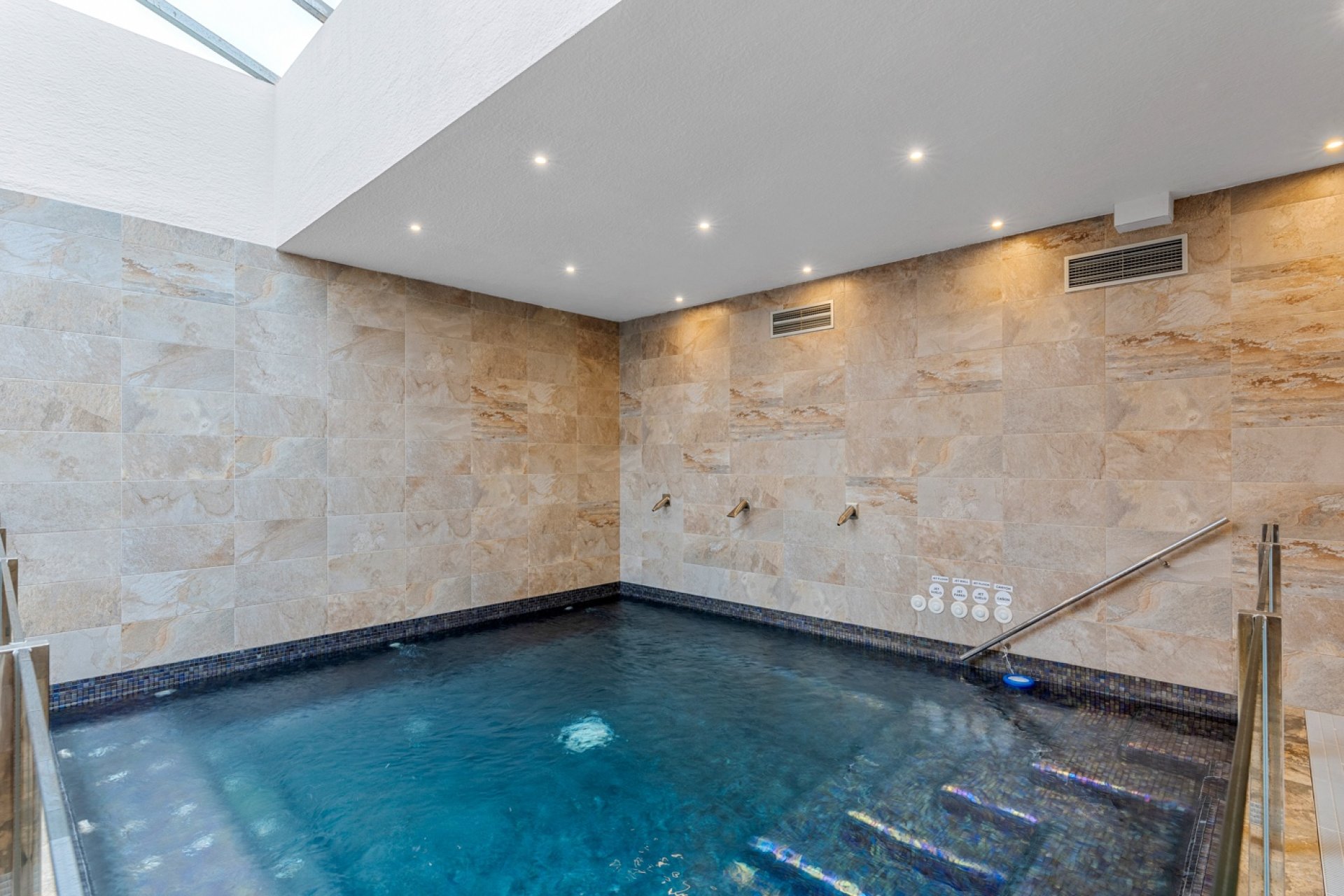 Återförsäljning - Apartment -
Guardamar del Segura - El Raso