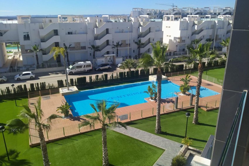 Återförsäljning - Apartment -
Guardamar del Segura - El Raso