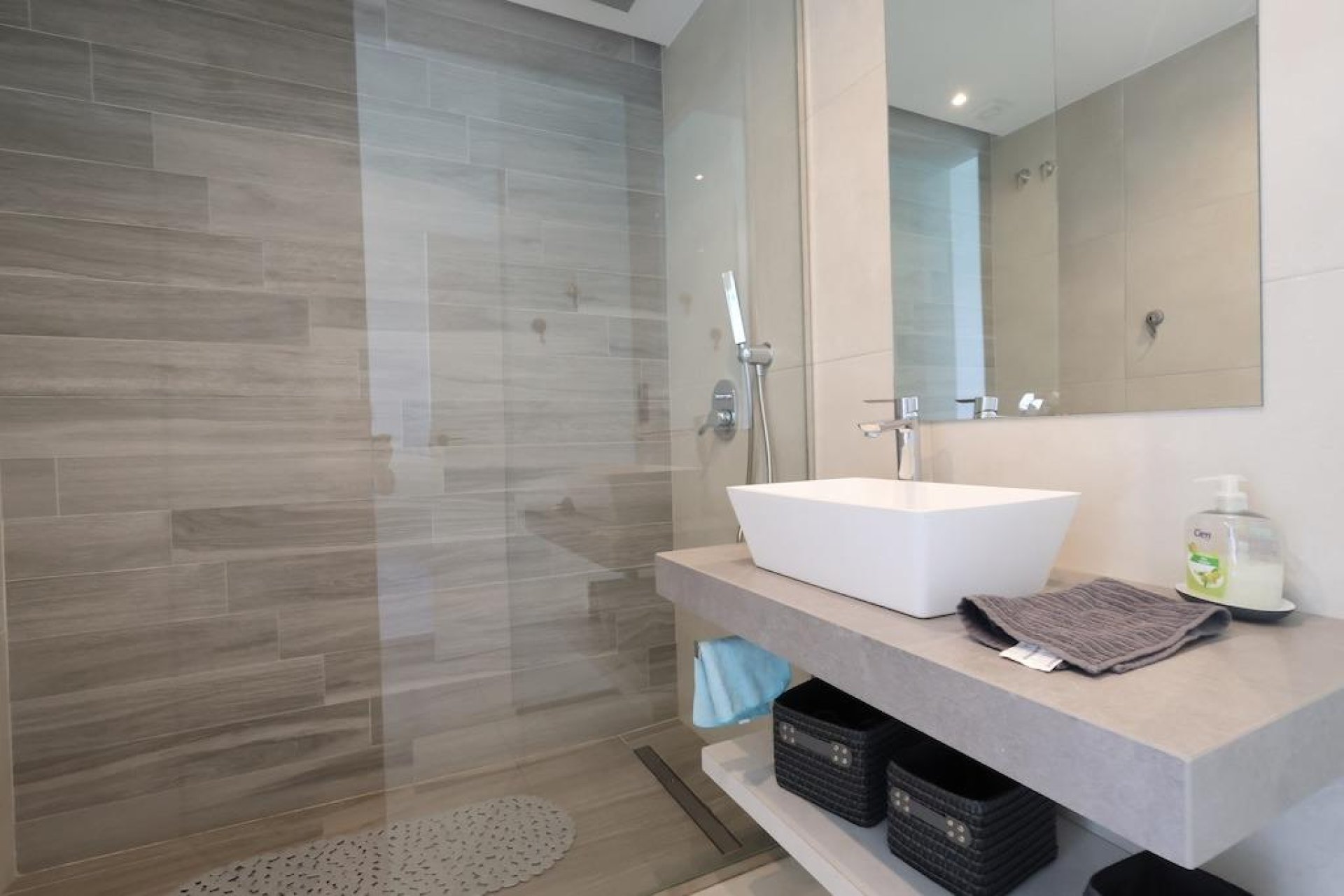 Återförsäljning - Apartment -
Guardamar del Segura - El Raso