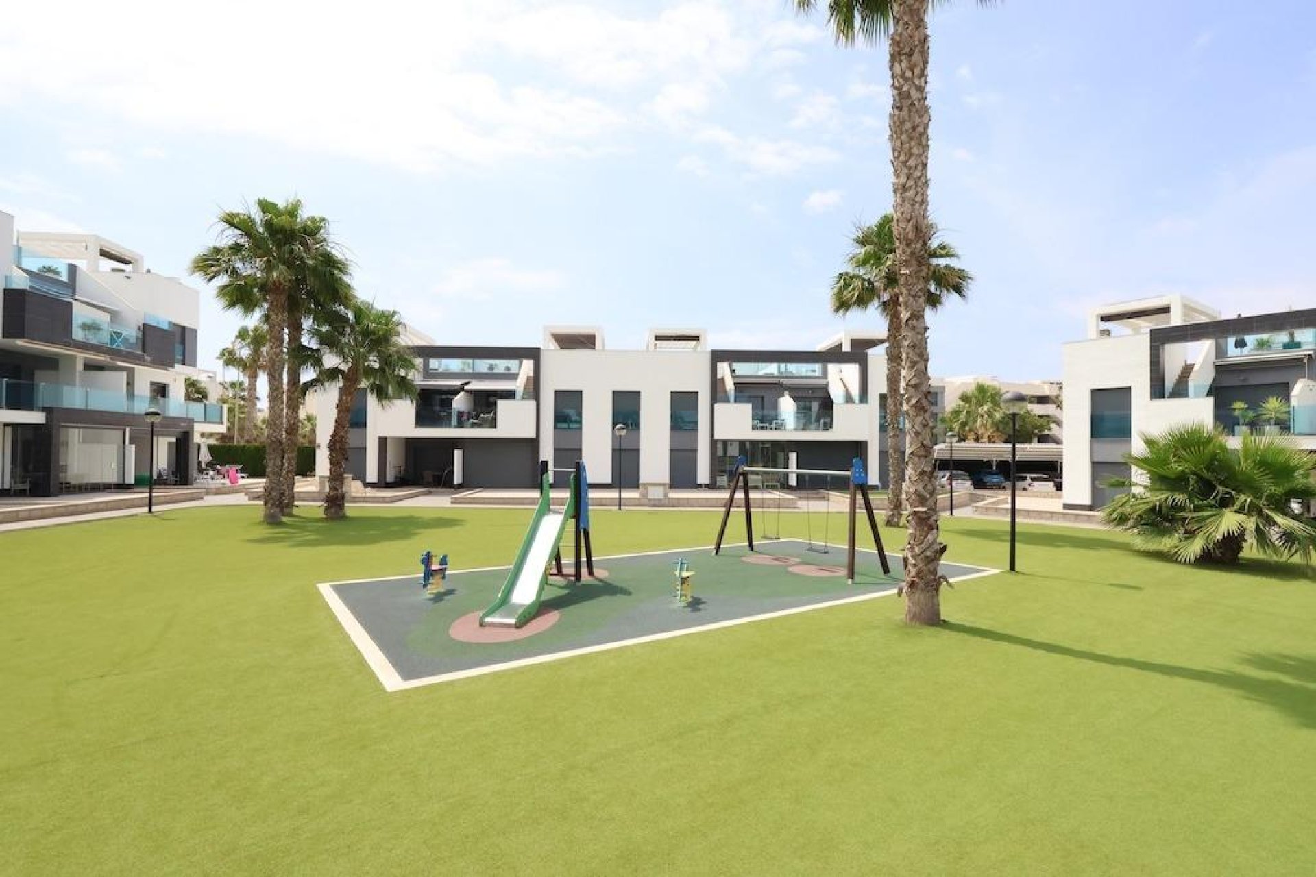 Återförsäljning - Apartment -
Guardamar del Segura - El Raso