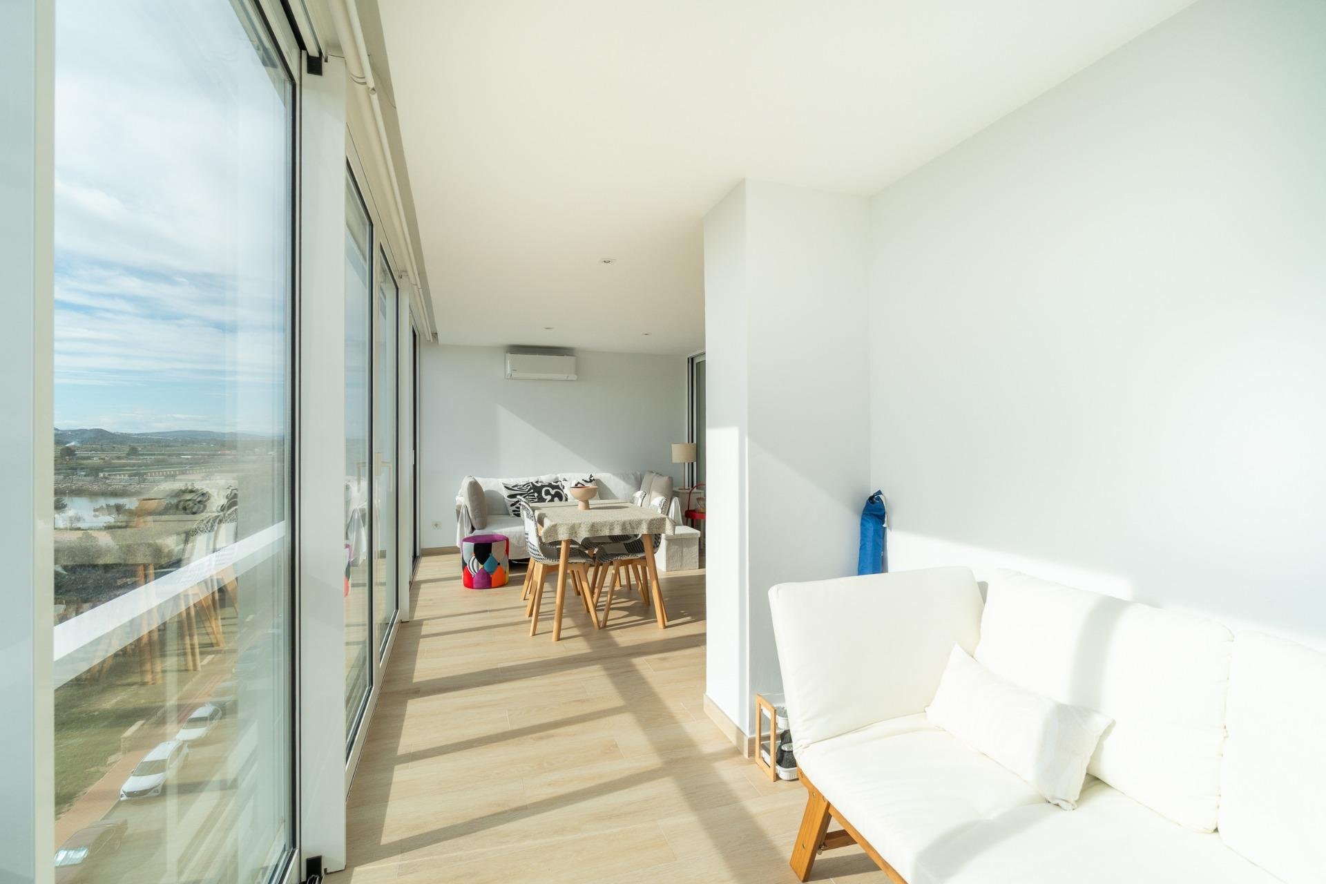 Återförsäljning - Apartment -
Guardamar del Segura - Puerto Deportivo