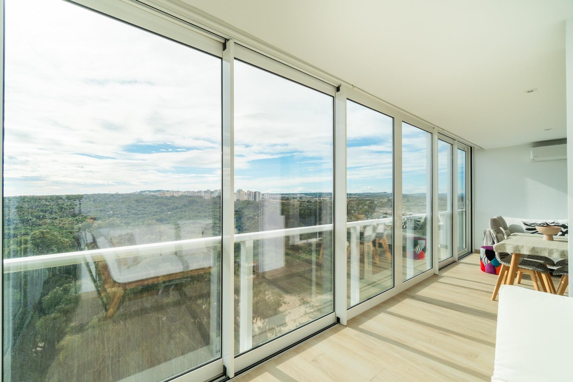 Återförsäljning - Apartment -
Guardamar del Segura - Puerto Deportivo