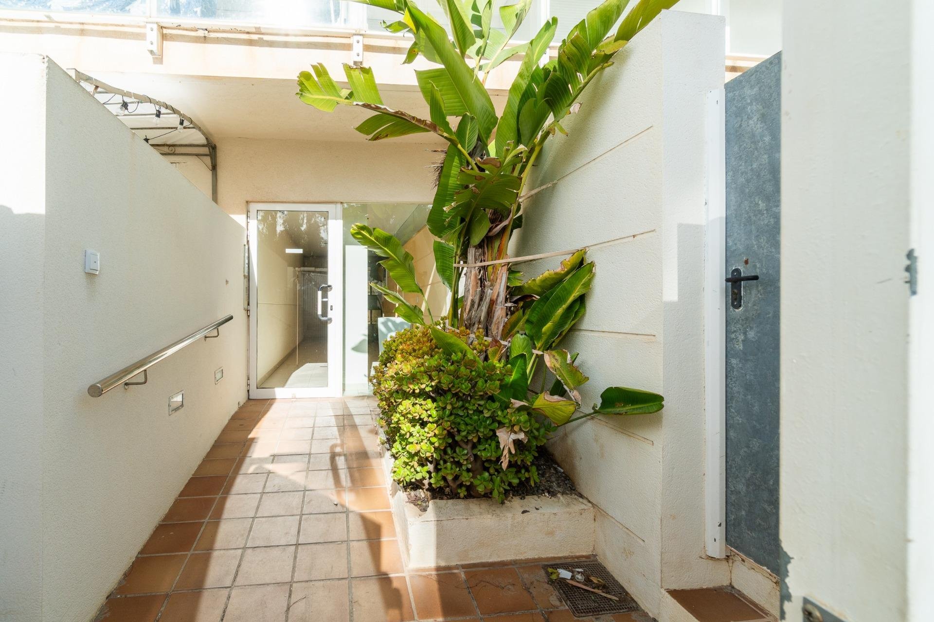 Återförsäljning - Apartment -
Guardamar del Segura - Puerto Deportivo