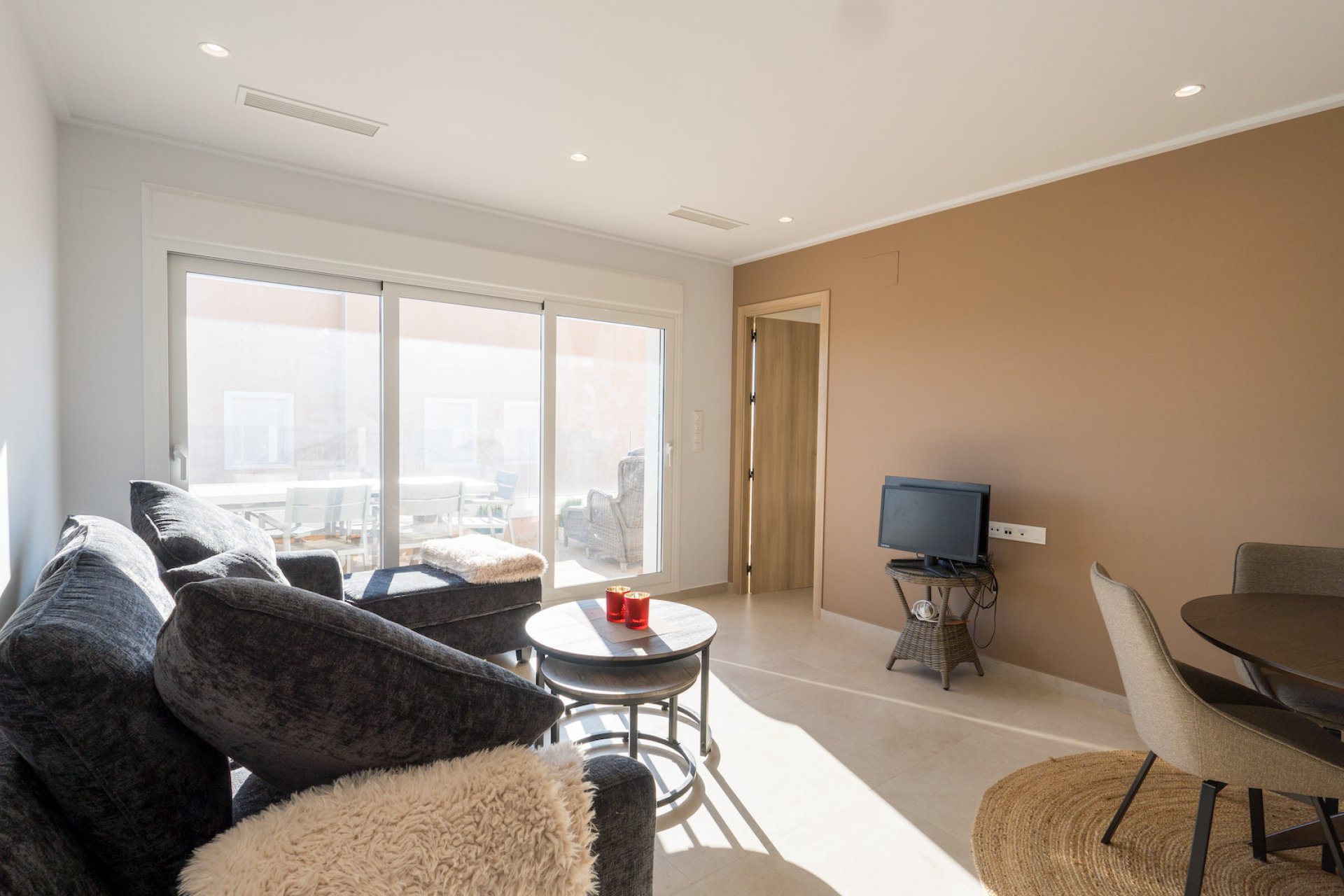 Återförsäljning - Apartment -
Guardamar - El Raso