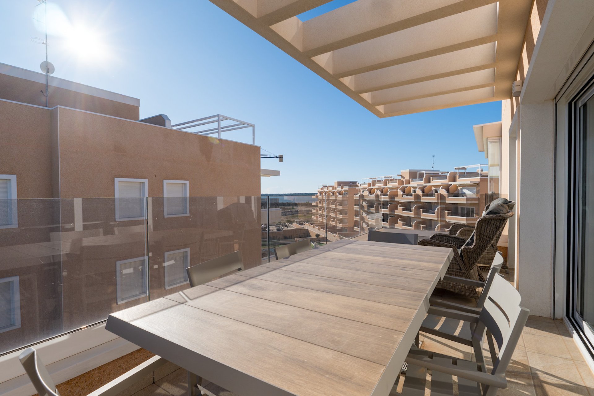 Återförsäljning - Apartment -
Guardamar - El Raso