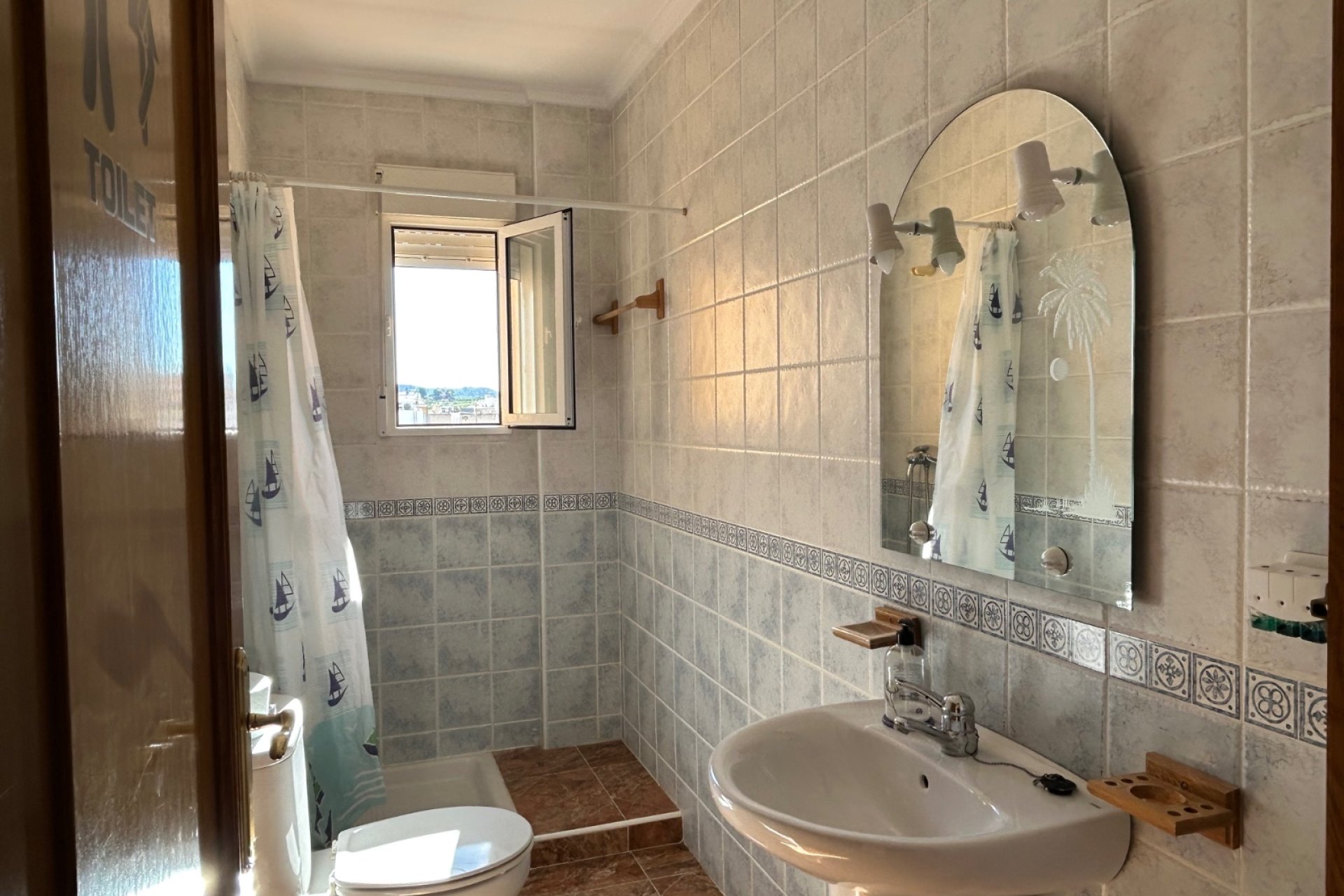 Återförsäljning - Apartment -
Jacarilla - pueblo