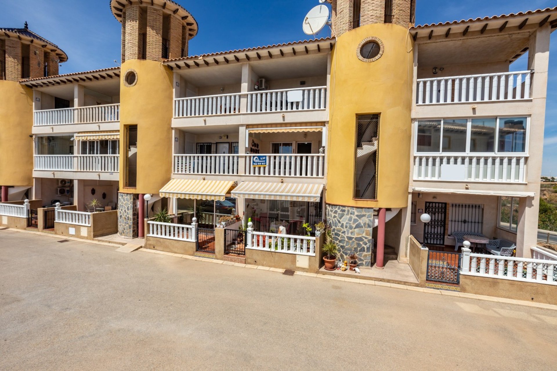 Återförsäljning - Apartment -
La Zenia