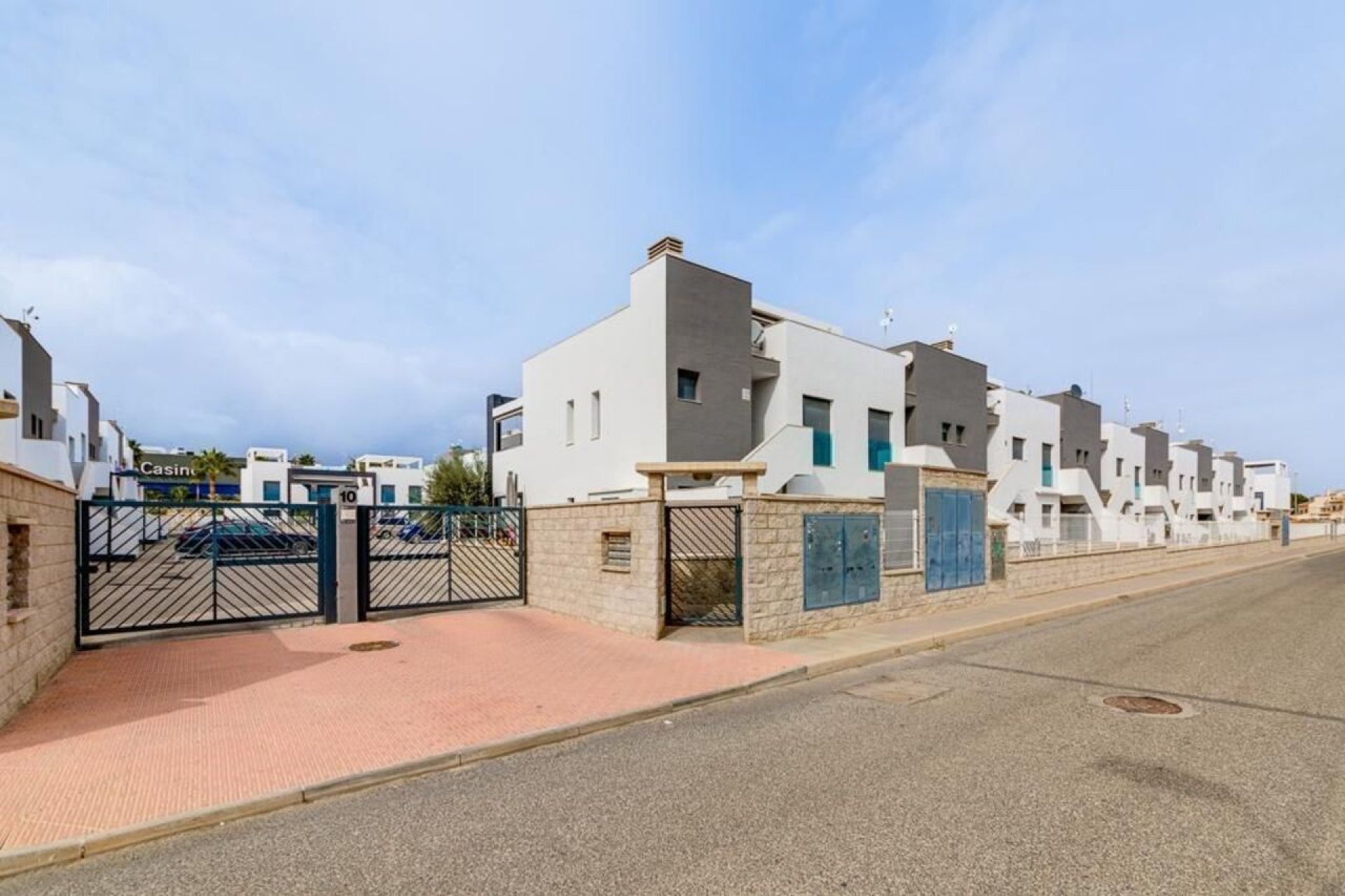 Återförsäljning - Apartment -
La Zenia