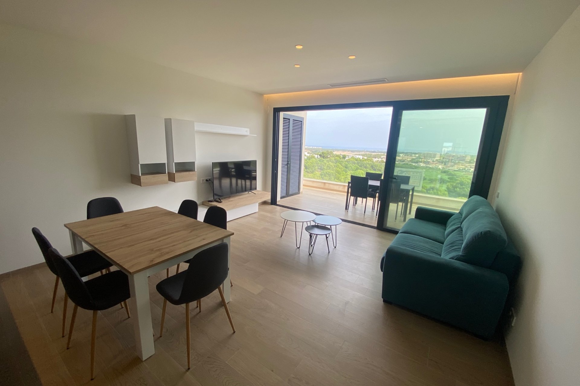 Återförsäljning - Apartment -
Las Colinas Golf