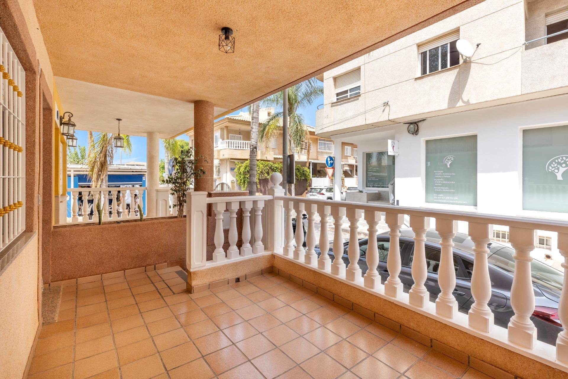Återförsäljning - Apartment -
Los Alcázares - Centro