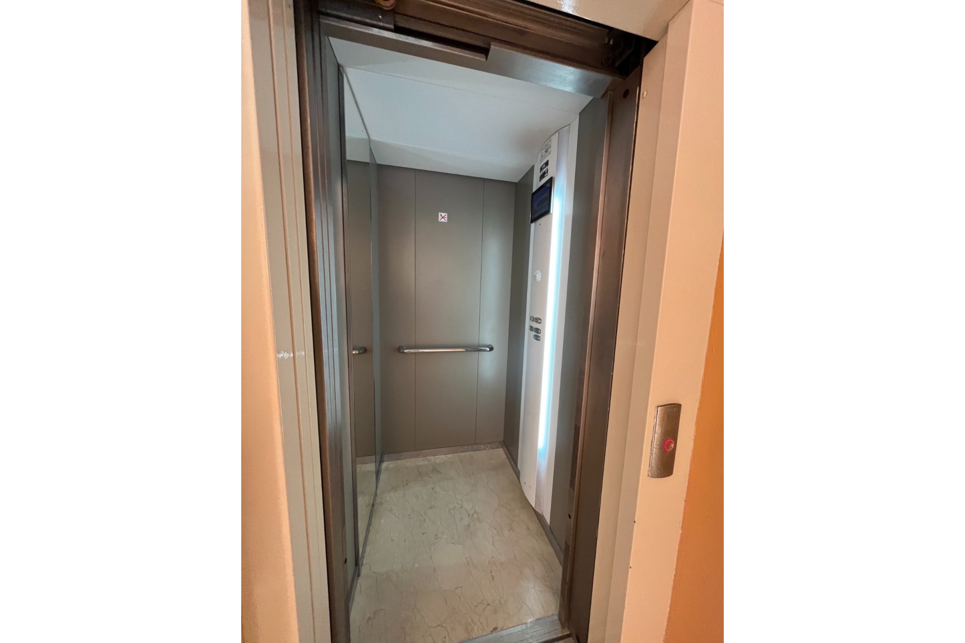 Återförsäljning - Apartment -
Los Alcázares - Los Narejos