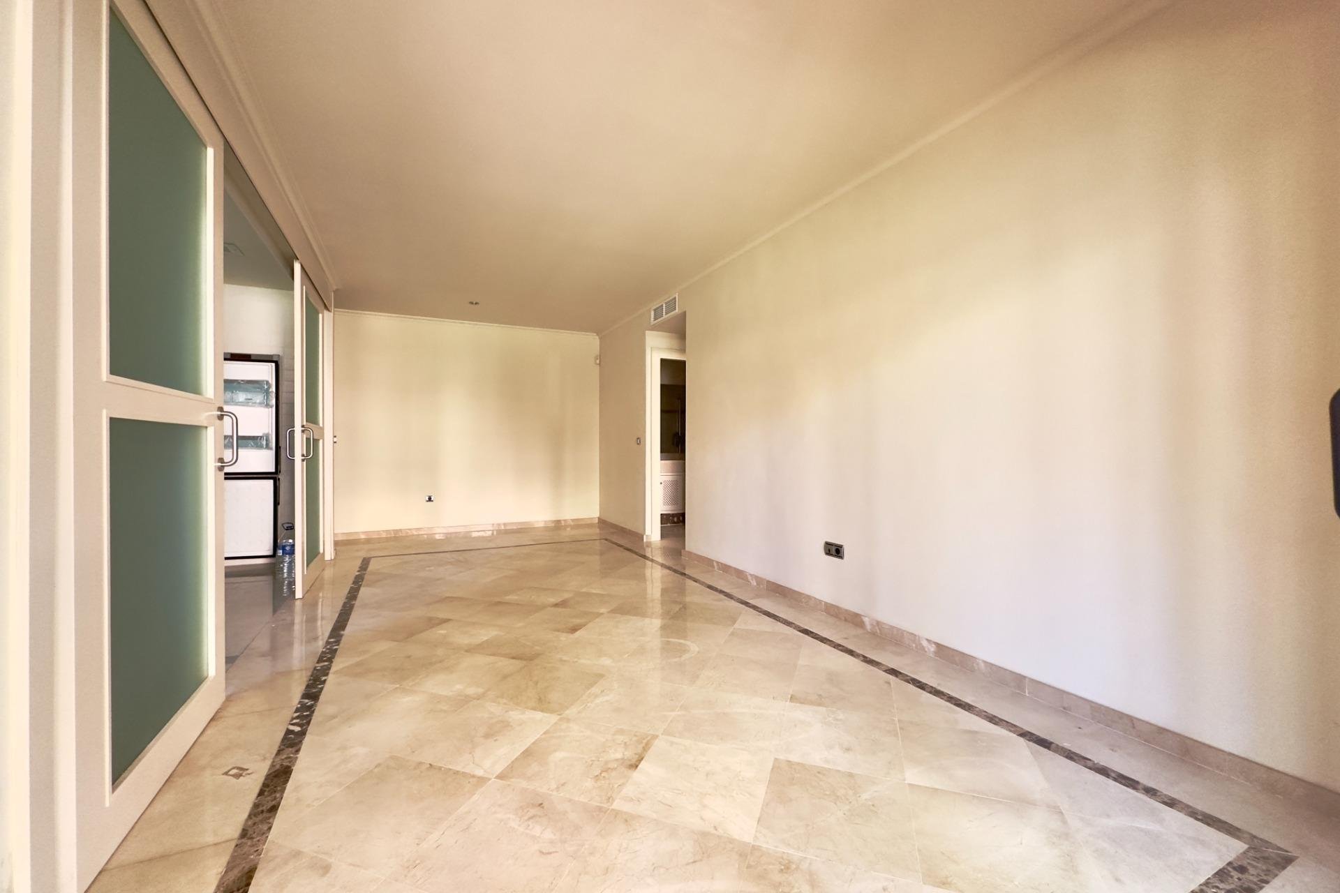 Återförsäljning - Apartment -
Los Alcázares - Punta Calera