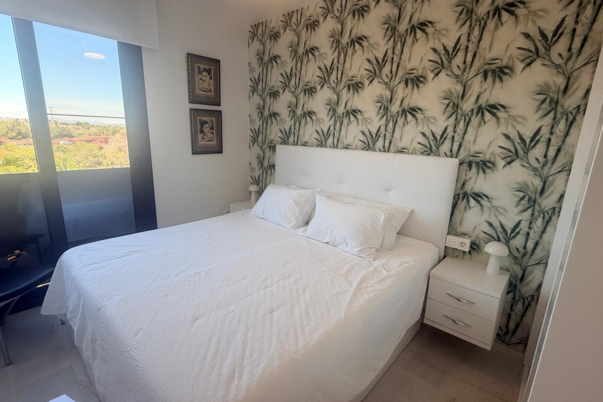 Återförsäljning - Apartment -
Los Altos - Torrevieja