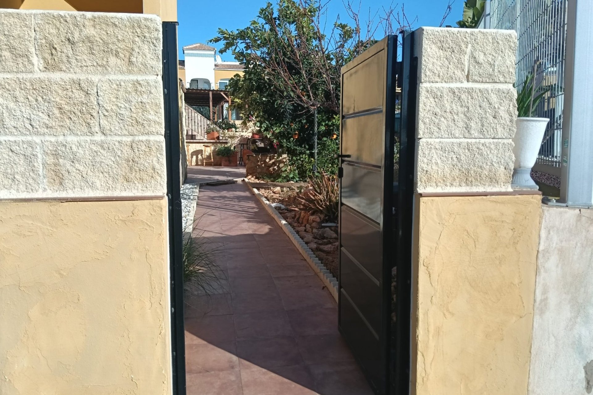 Återförsäljning - Apartment -
Los Montesinos - La Herrada