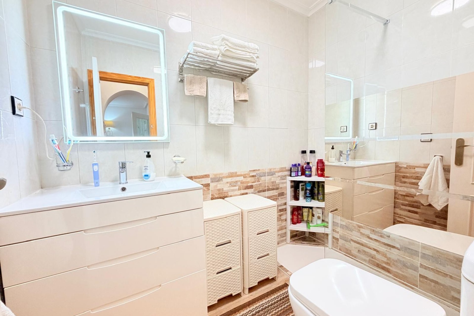Återförsäljning - Apartment -
Los Montesinos - La Herrada