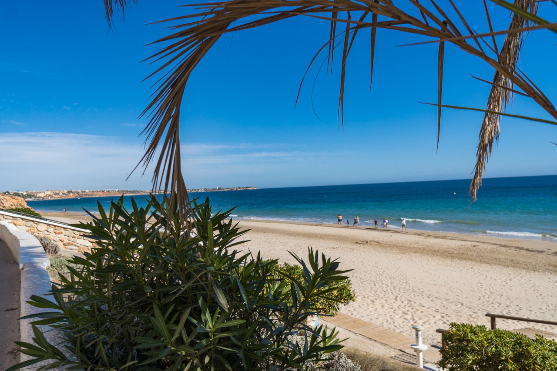 Återförsäljning - Apartment -
Mil Palmeras - Beach