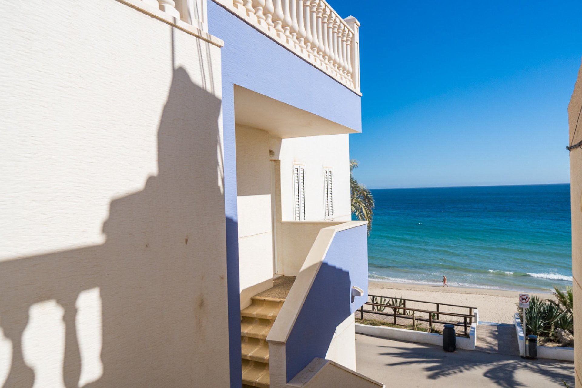 Återförsäljning - Apartment -
Mil Palmeras - Beach