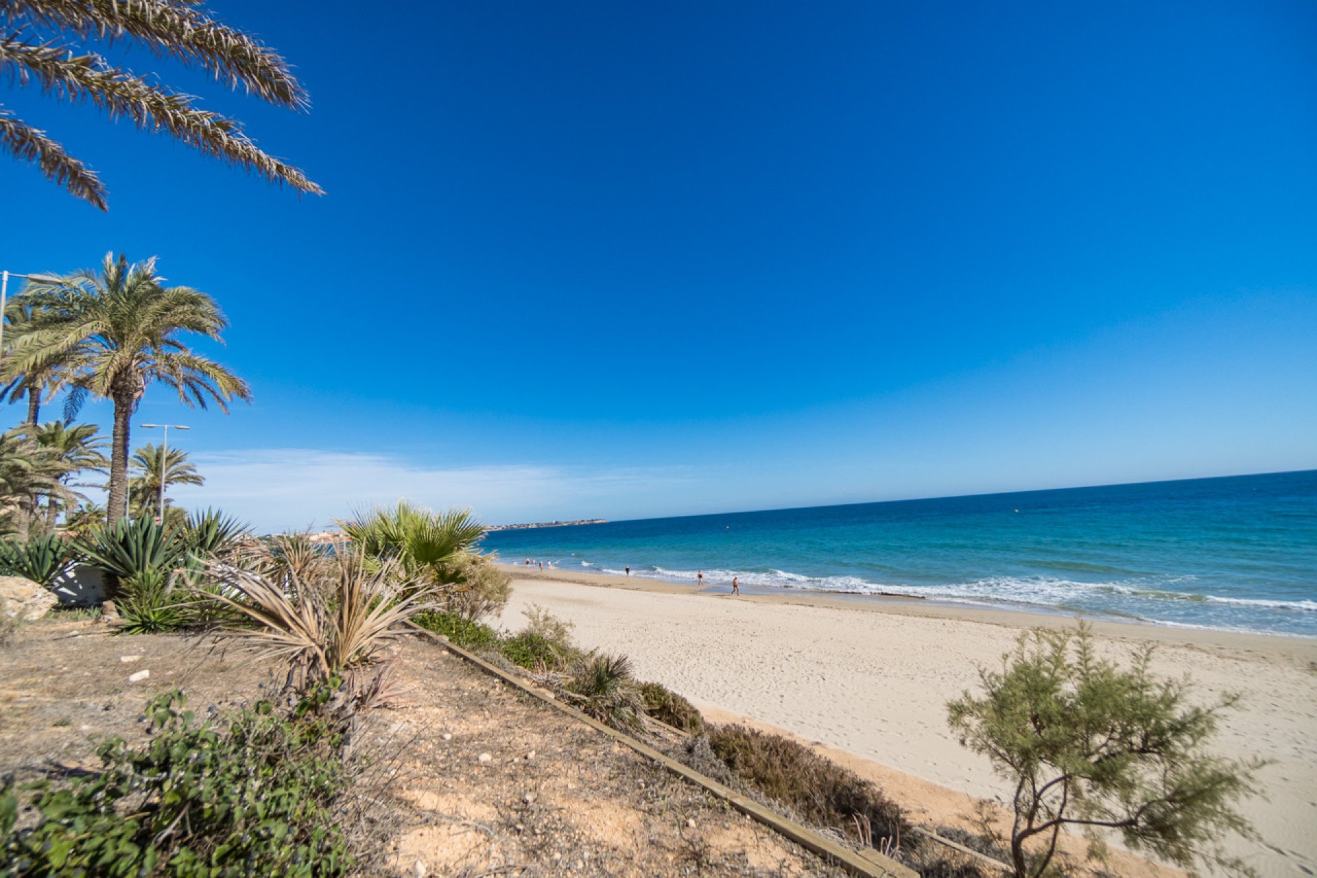 Återförsäljning - Apartment -
Mil Palmeras - Beach