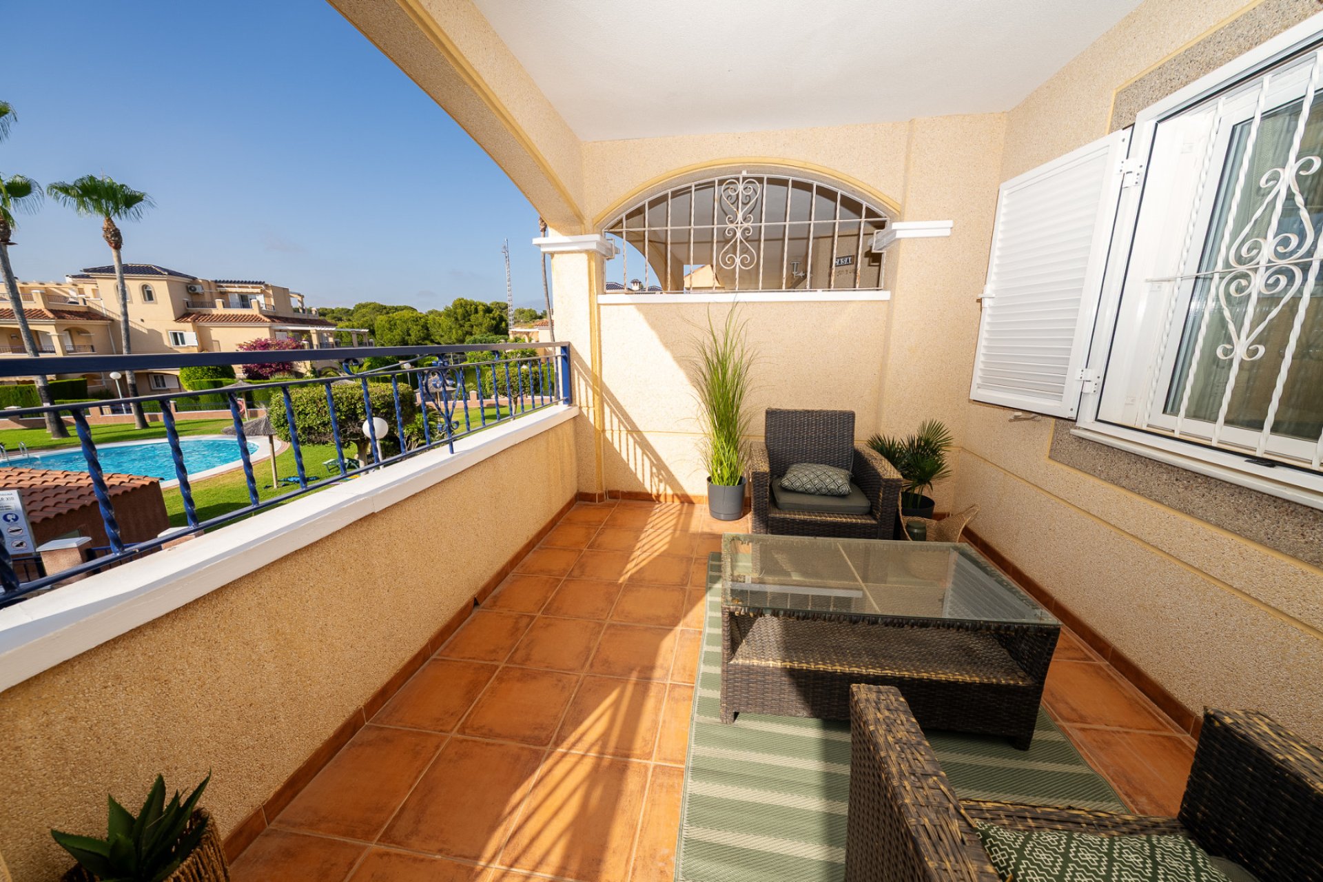 Återförsäljning - Apartment -
Mil Palmeras - Riomar