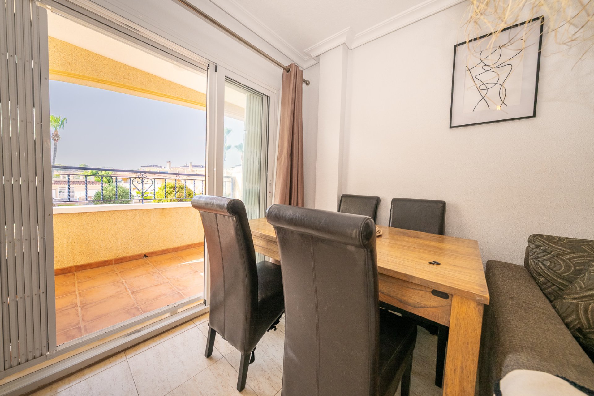 Återförsäljning - Apartment -
Mil Palmeras - Riomar