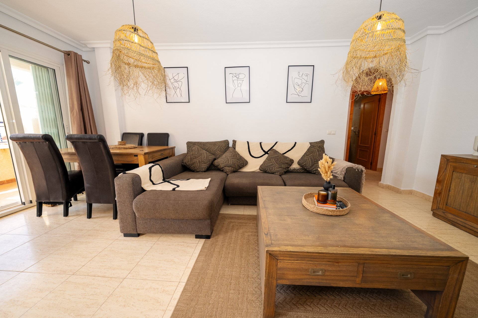 Återförsäljning - Apartment -
Mil Palmeras - Riomar