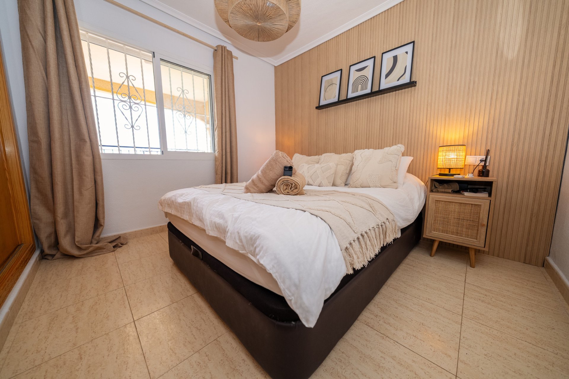 Återförsäljning - Apartment -
Mil Palmeras - Riomar