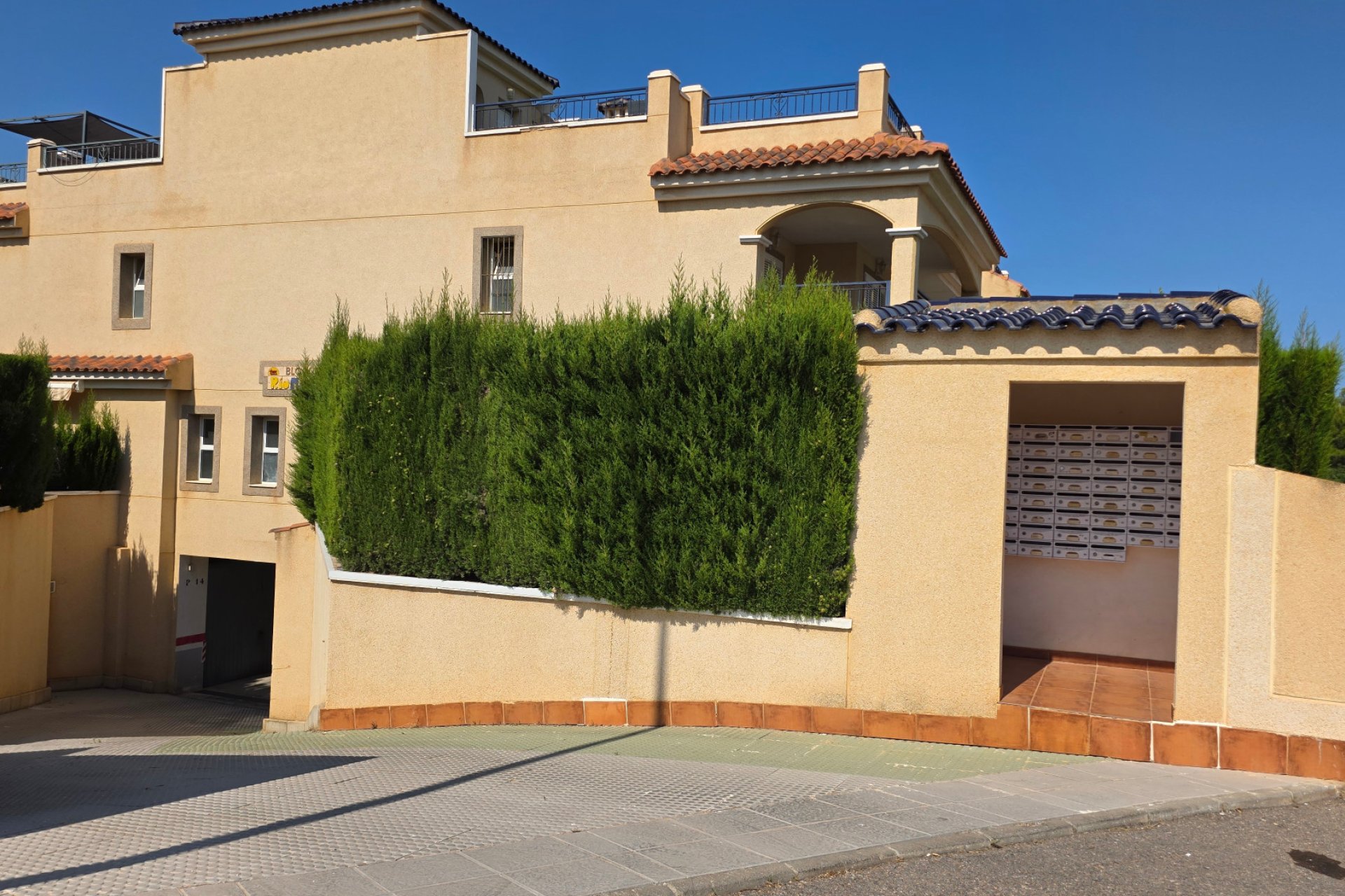 Återförsäljning - Apartment -
Mil Palmeras - Riomar