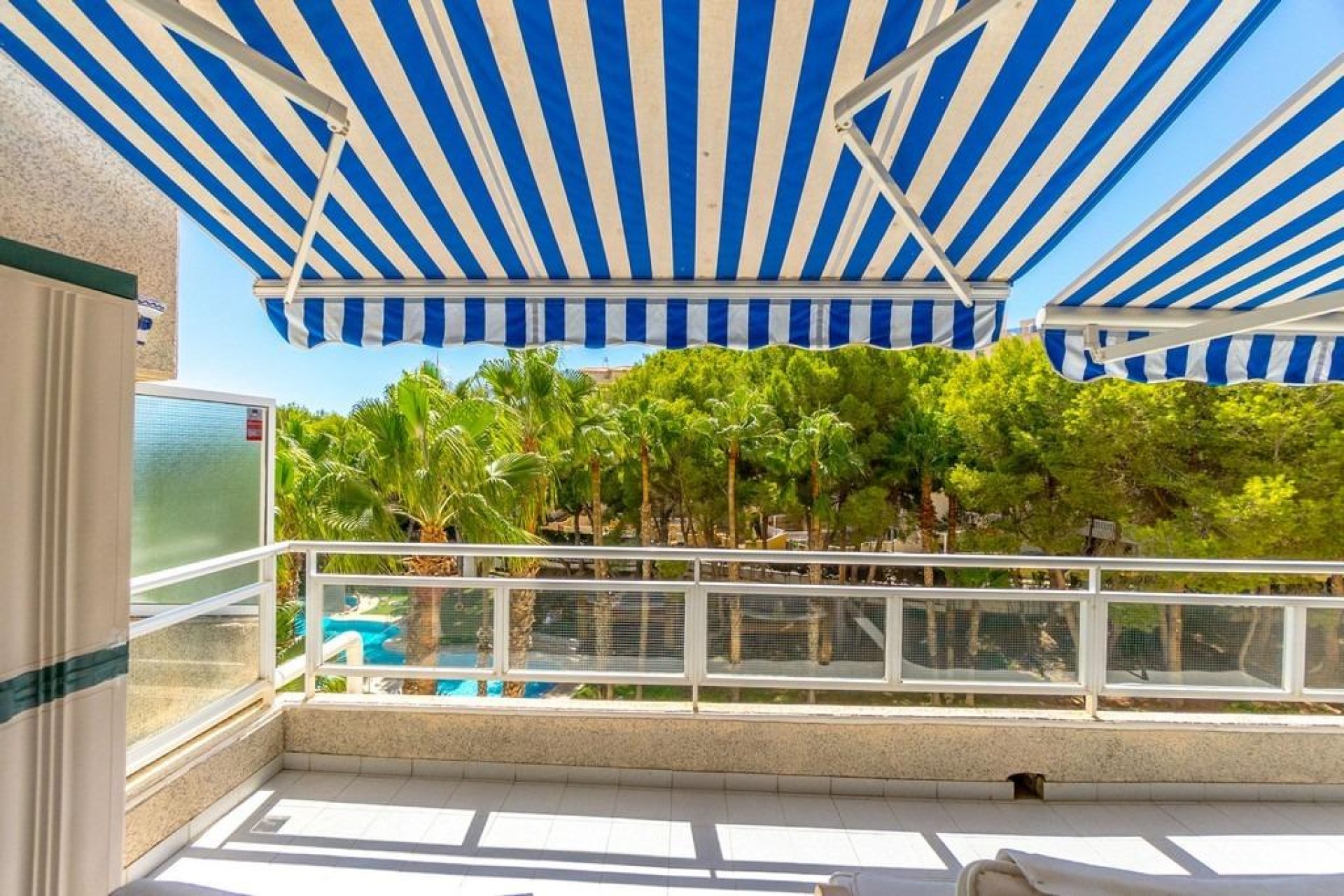 Återförsäljning - Apartment -
Orihuela Costa - Altos de Campoamor