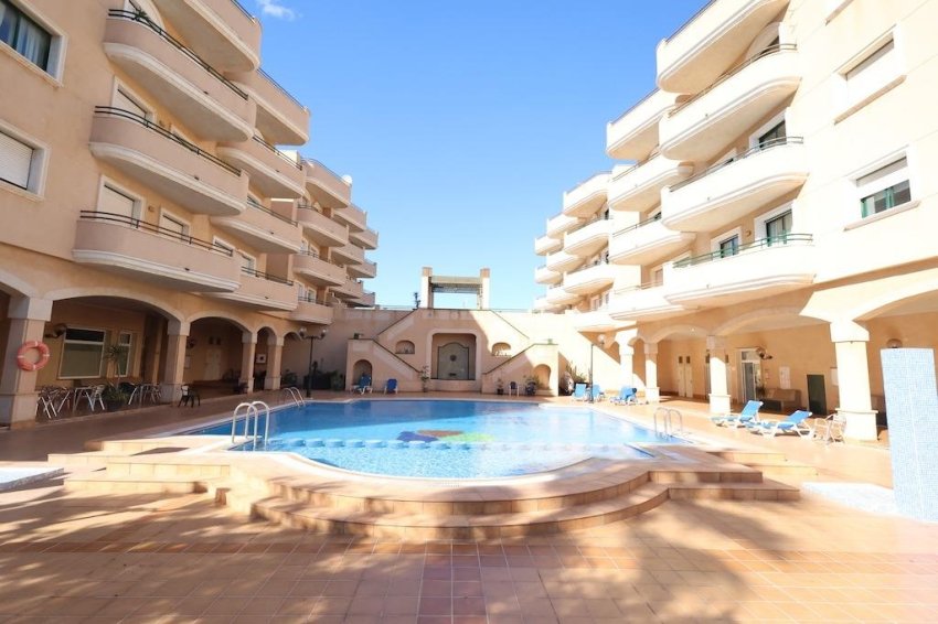 Återförsäljning - Apartment -
Orihuela Costa - Cabo Roig