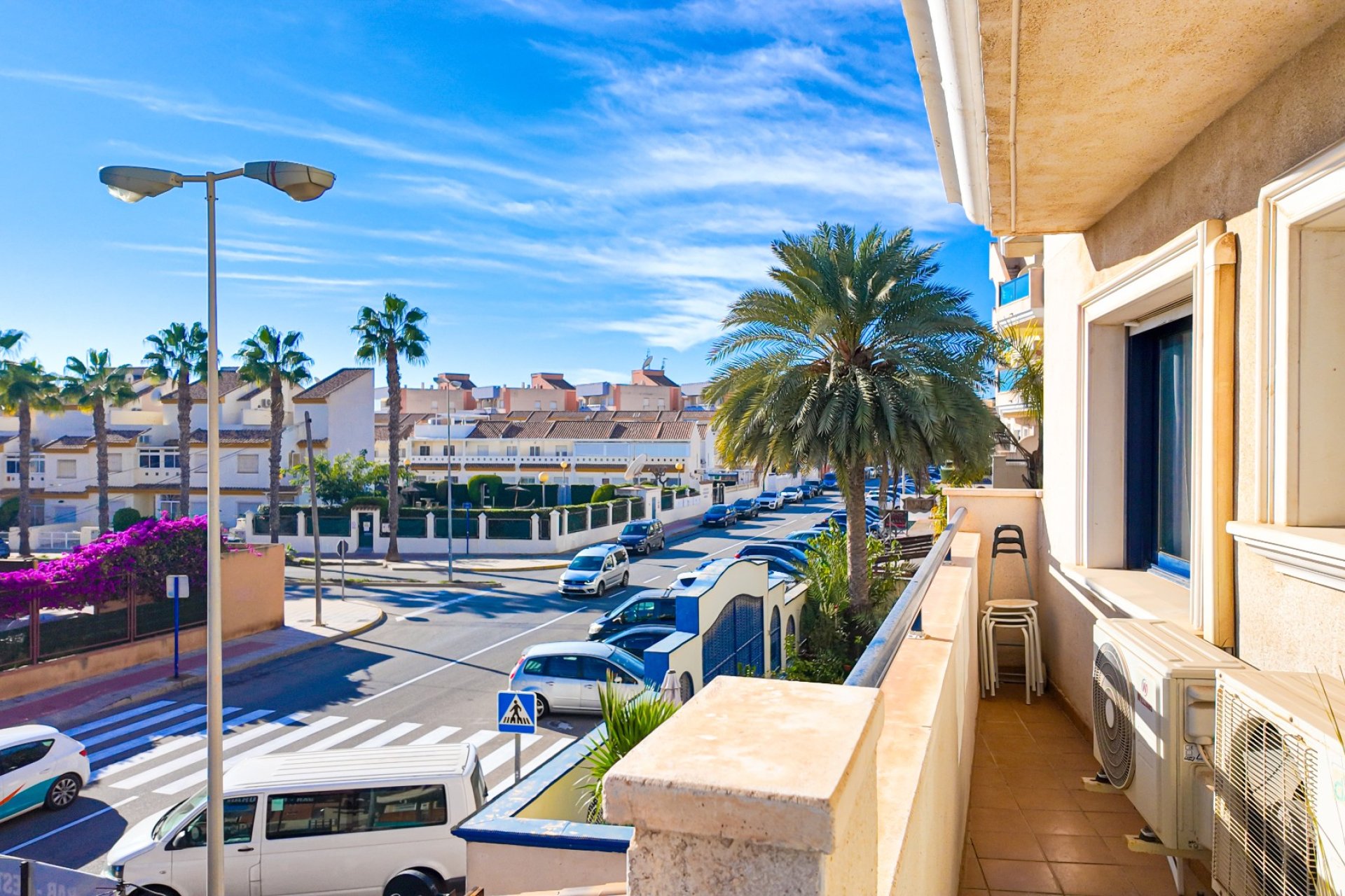 Återförsäljning - Apartment -
Orihuela Costa - Cabo Roig