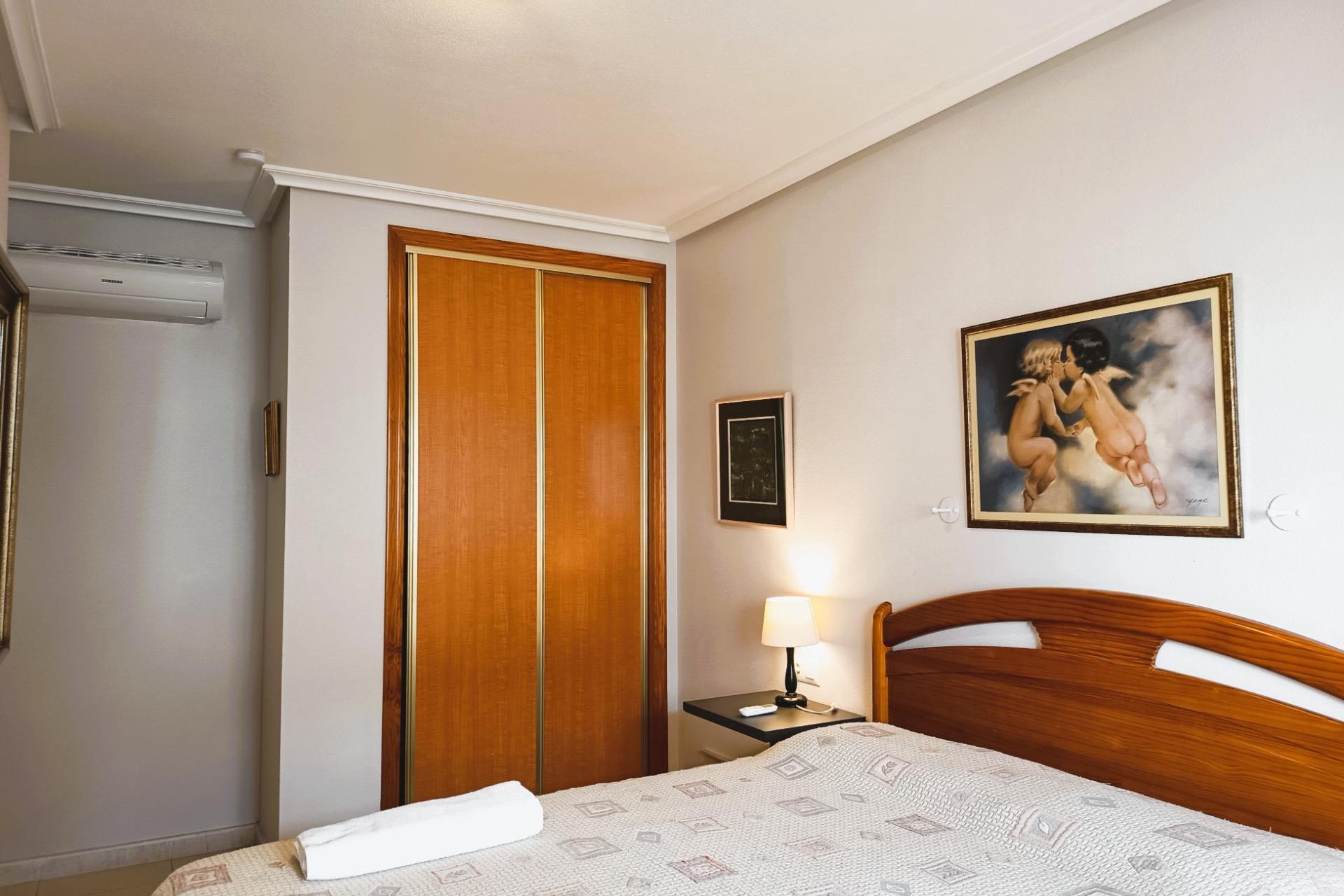 Återförsäljning - Apartment -
Orihuela Costa - Cabo Roig