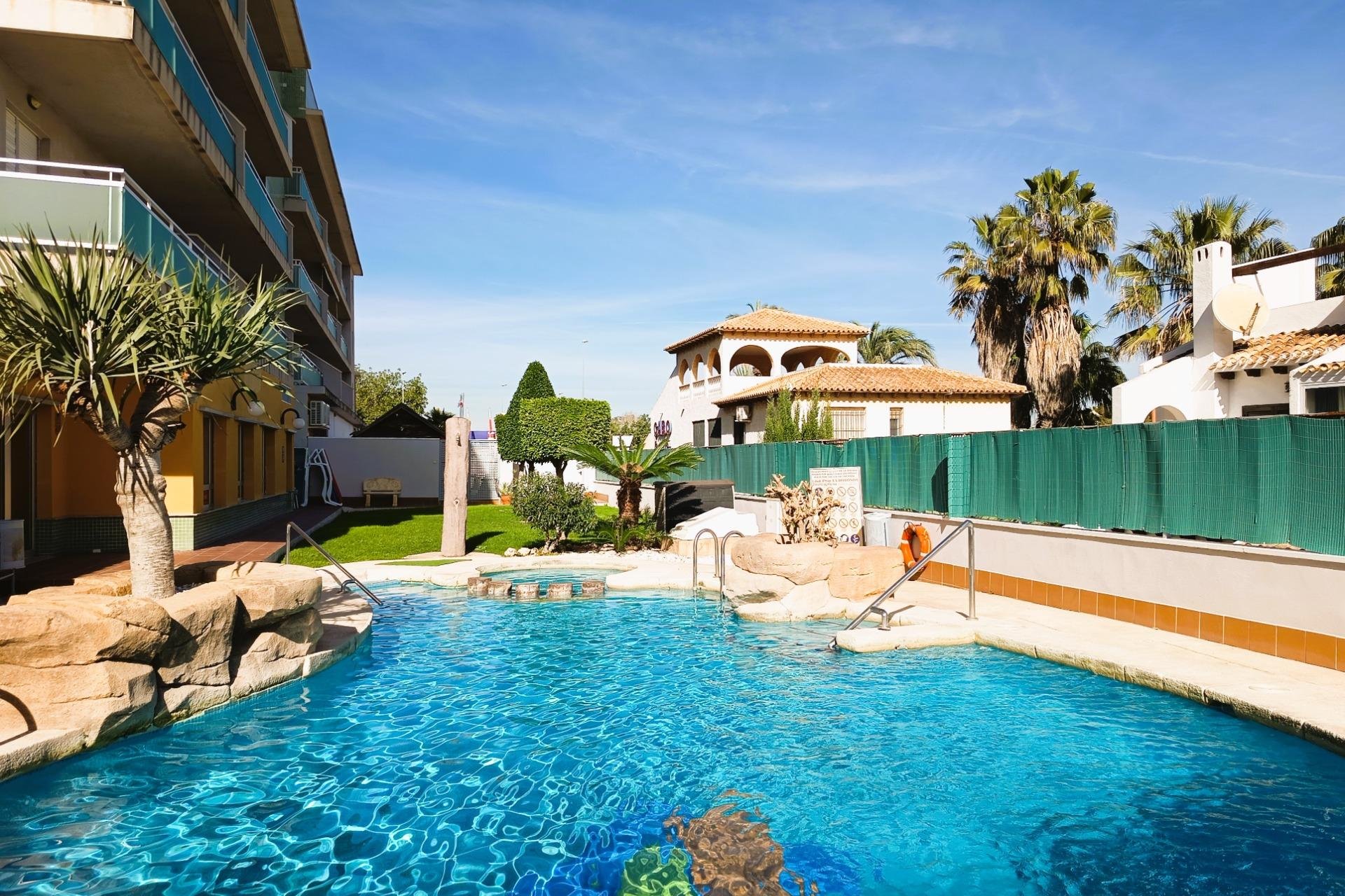 Återförsäljning - Apartment -
Orihuela Costa - Cabo Roig