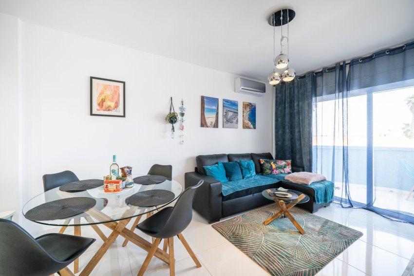 Återförsäljning - Apartment -
Orihuela Costa - Cabo Roig