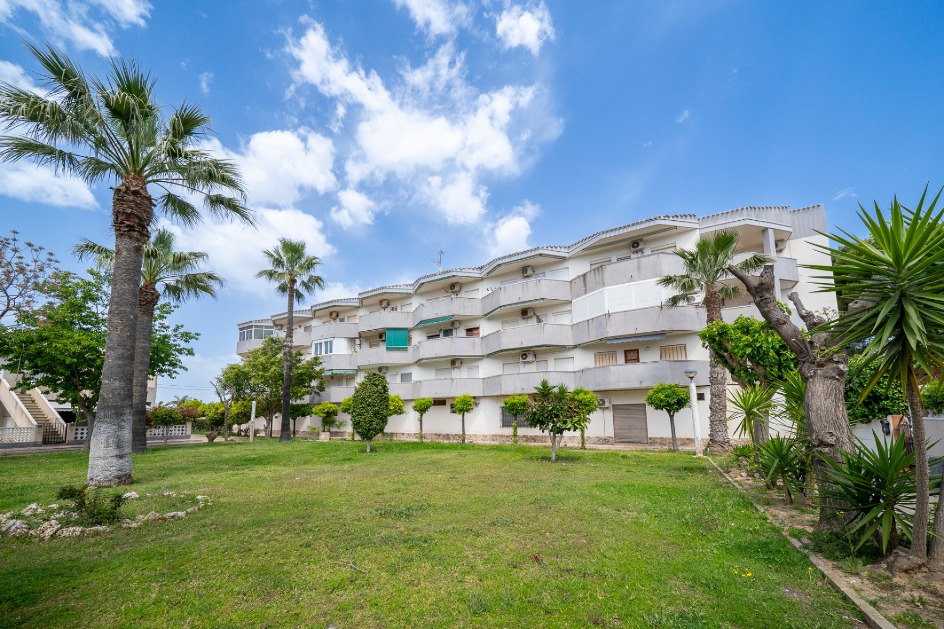 Återförsäljning - Apartment -
Orihuela Costa - Cabo Roig