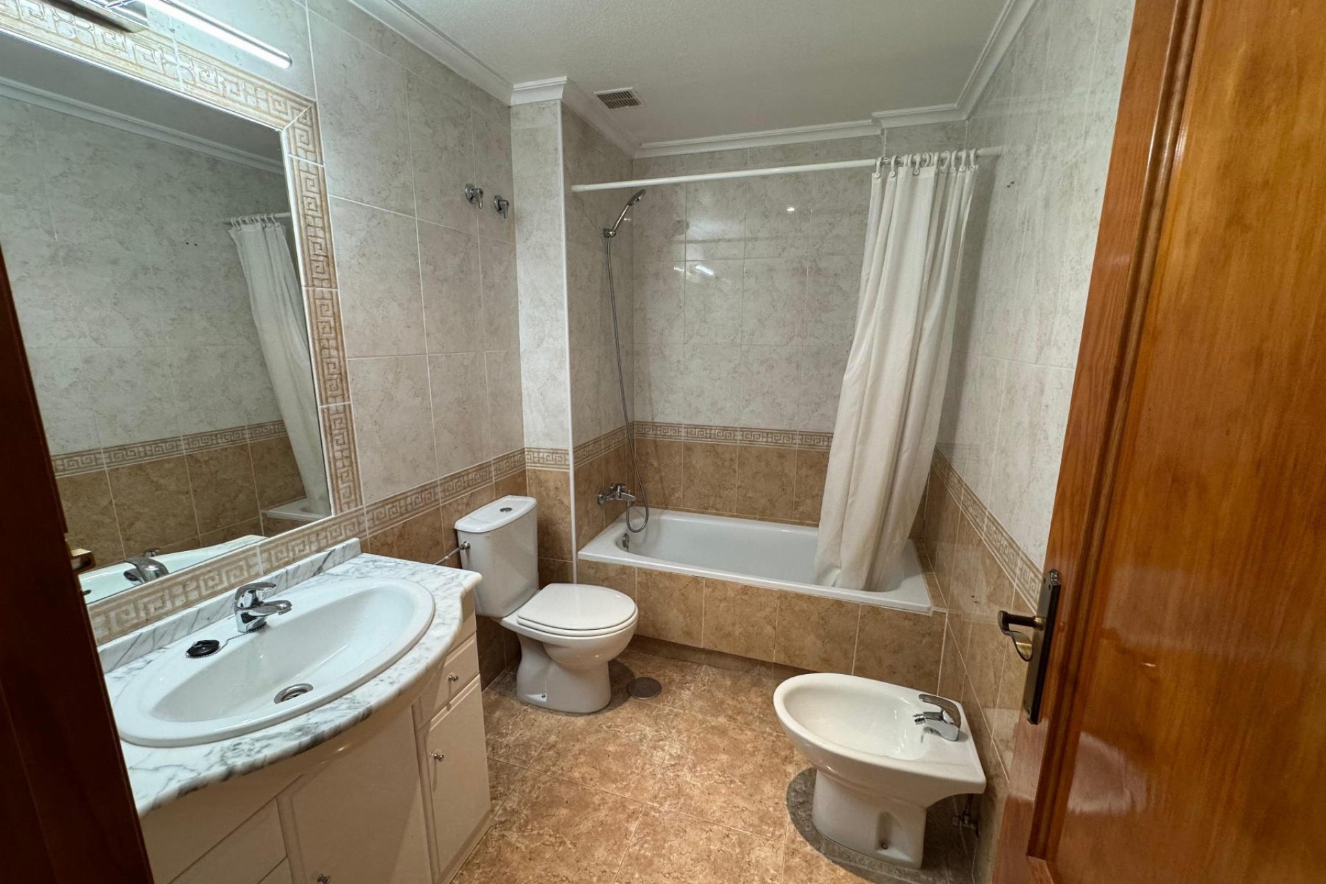 Återförsäljning - Apartment -
Orihuela Costa - Cabo Roig