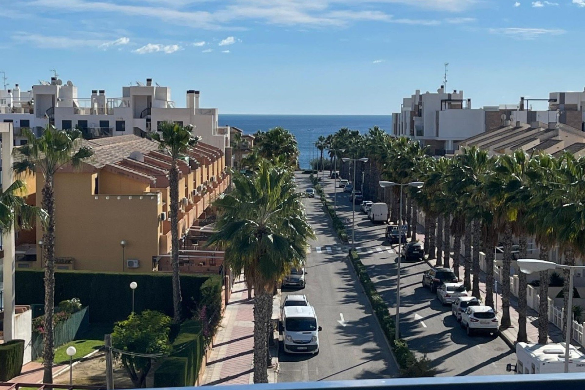 Återförsäljning - Apartment -
Orihuela Costa - Cabo Roig