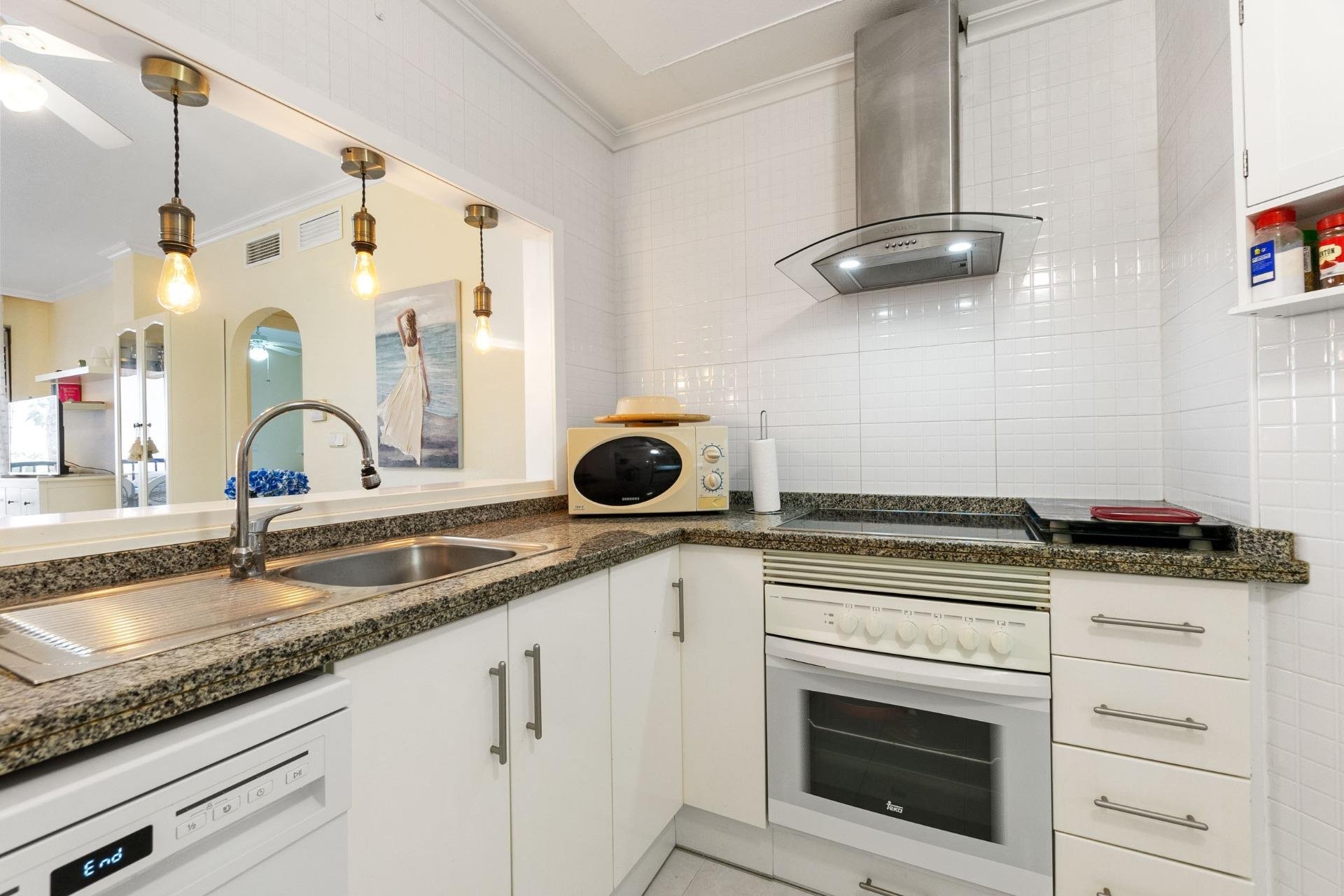 Återförsäljning - Apartment -
Orihuela Costa - Campoamor