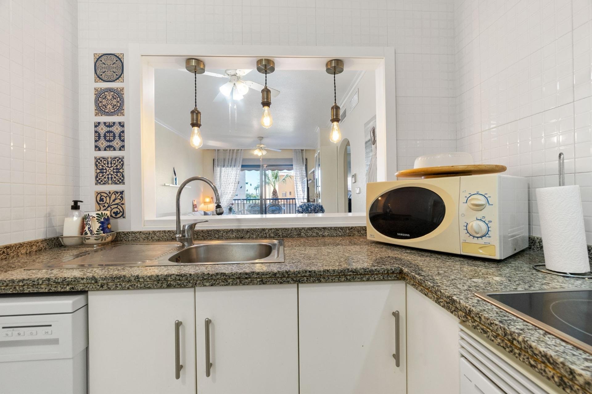 Återförsäljning - Apartment -
Orihuela Costa - Campoamor