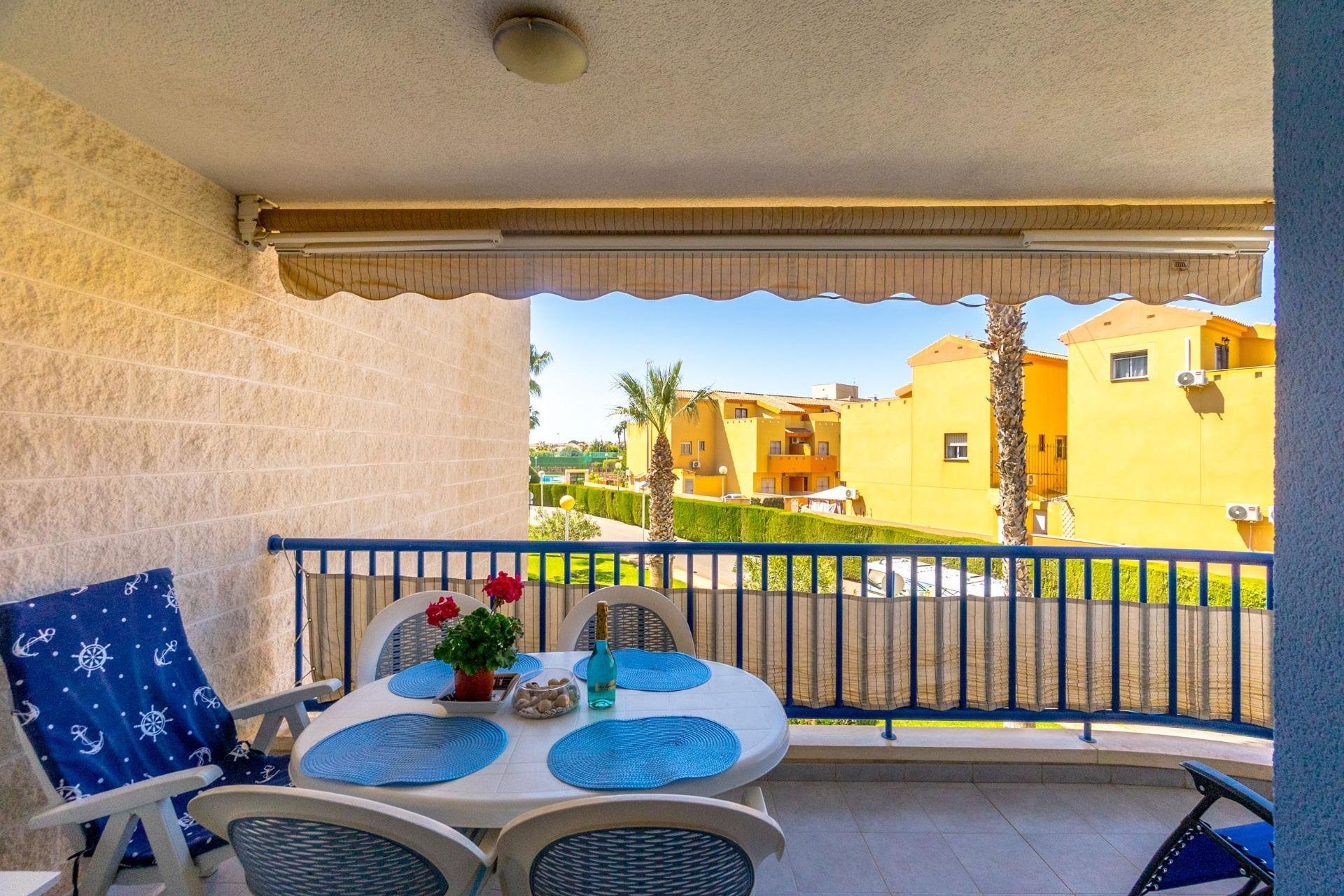 Återförsäljning - Apartment -
Orihuela Costa - Campoamor