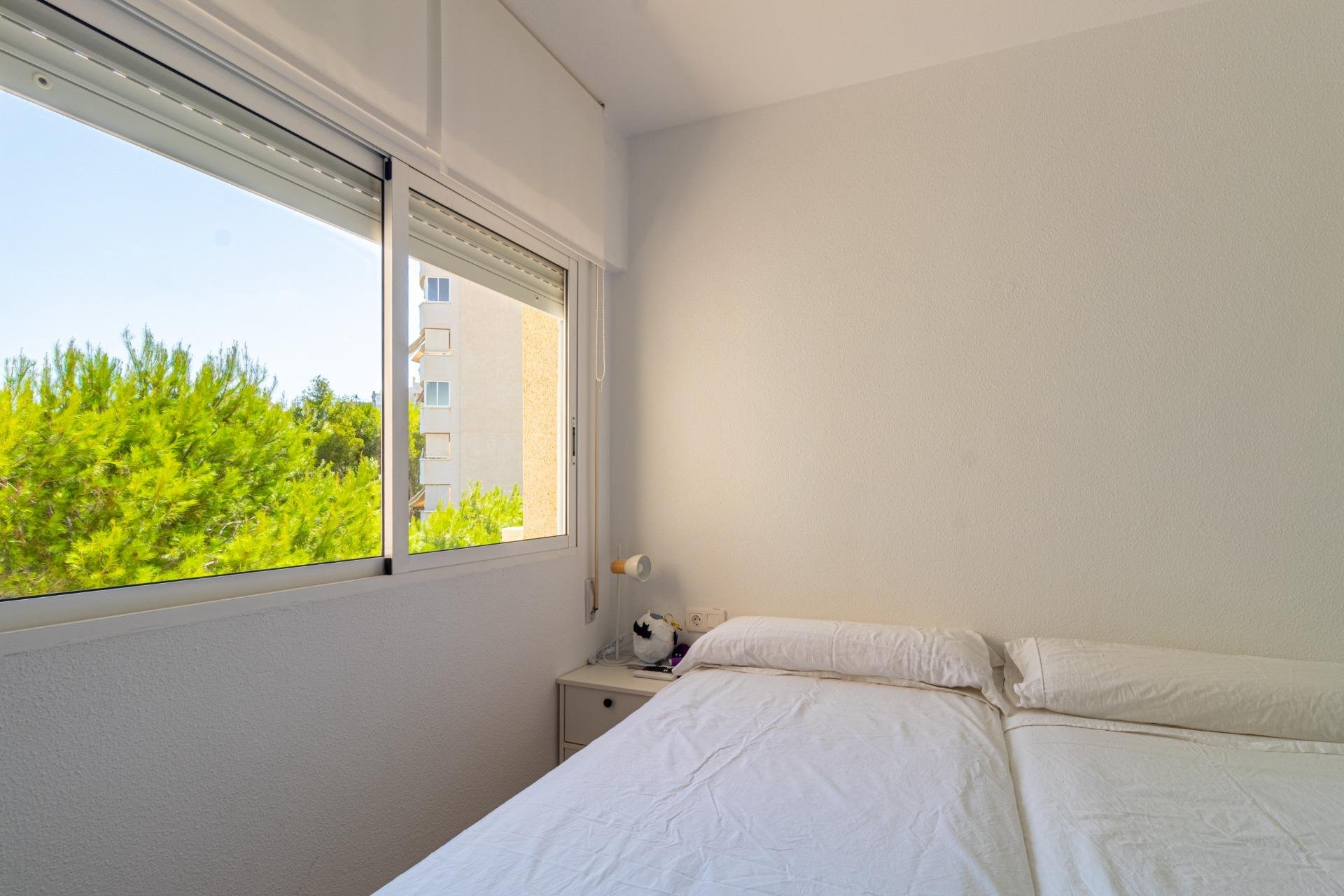 Återförsäljning - Apartment -
Orihuela Costa - Campoamor