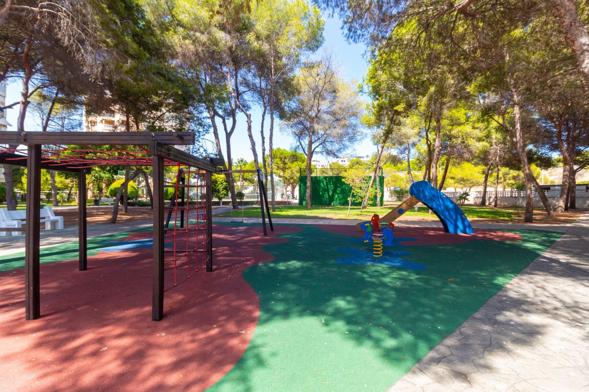 Återförsäljning - Apartment -
Orihuela Costa - Campoamor