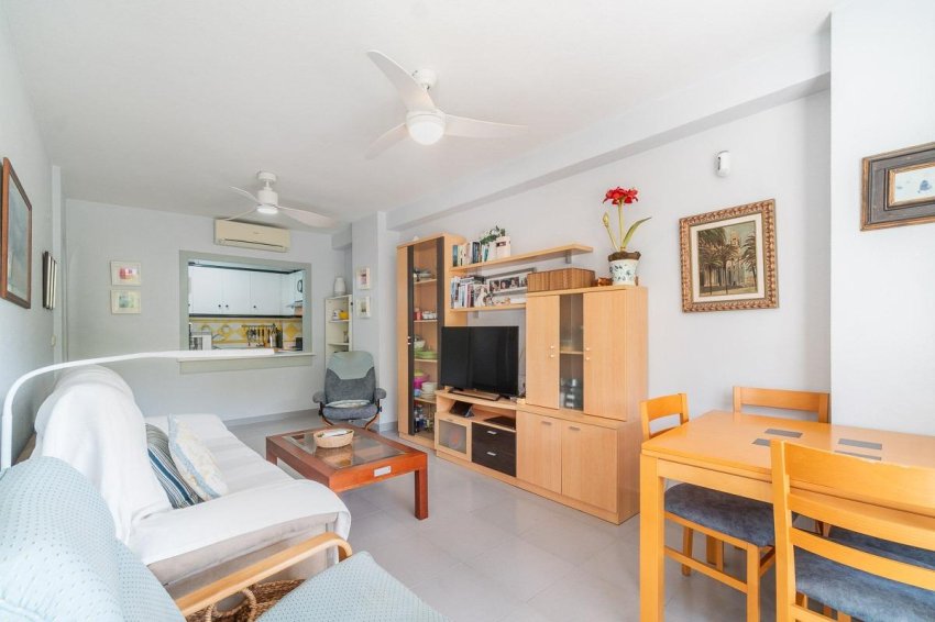 Återförsäljning - Apartment -
Orihuela Costa - Campoamor