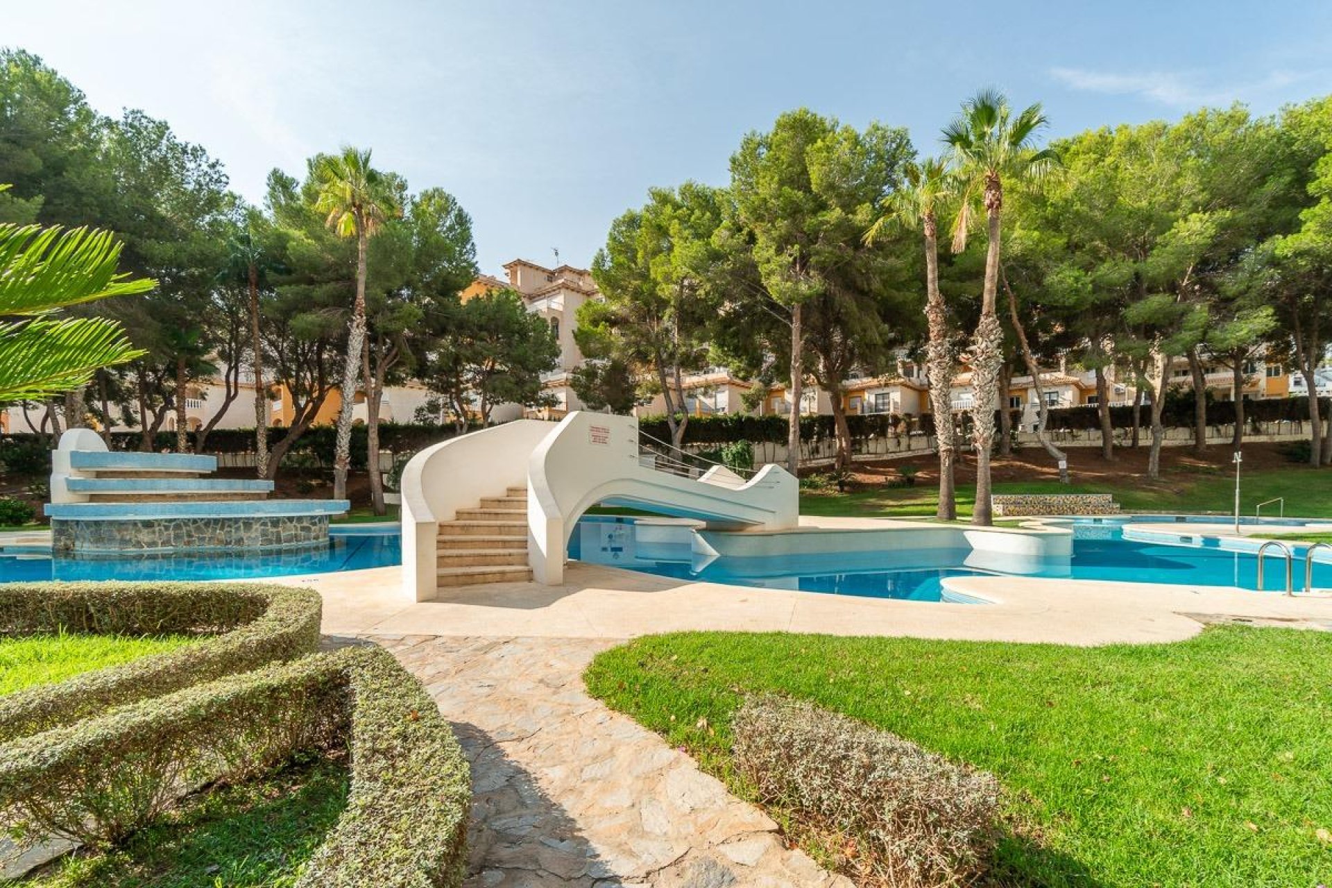Återförsäljning - Apartment -
Orihuela Costa - Campoamor