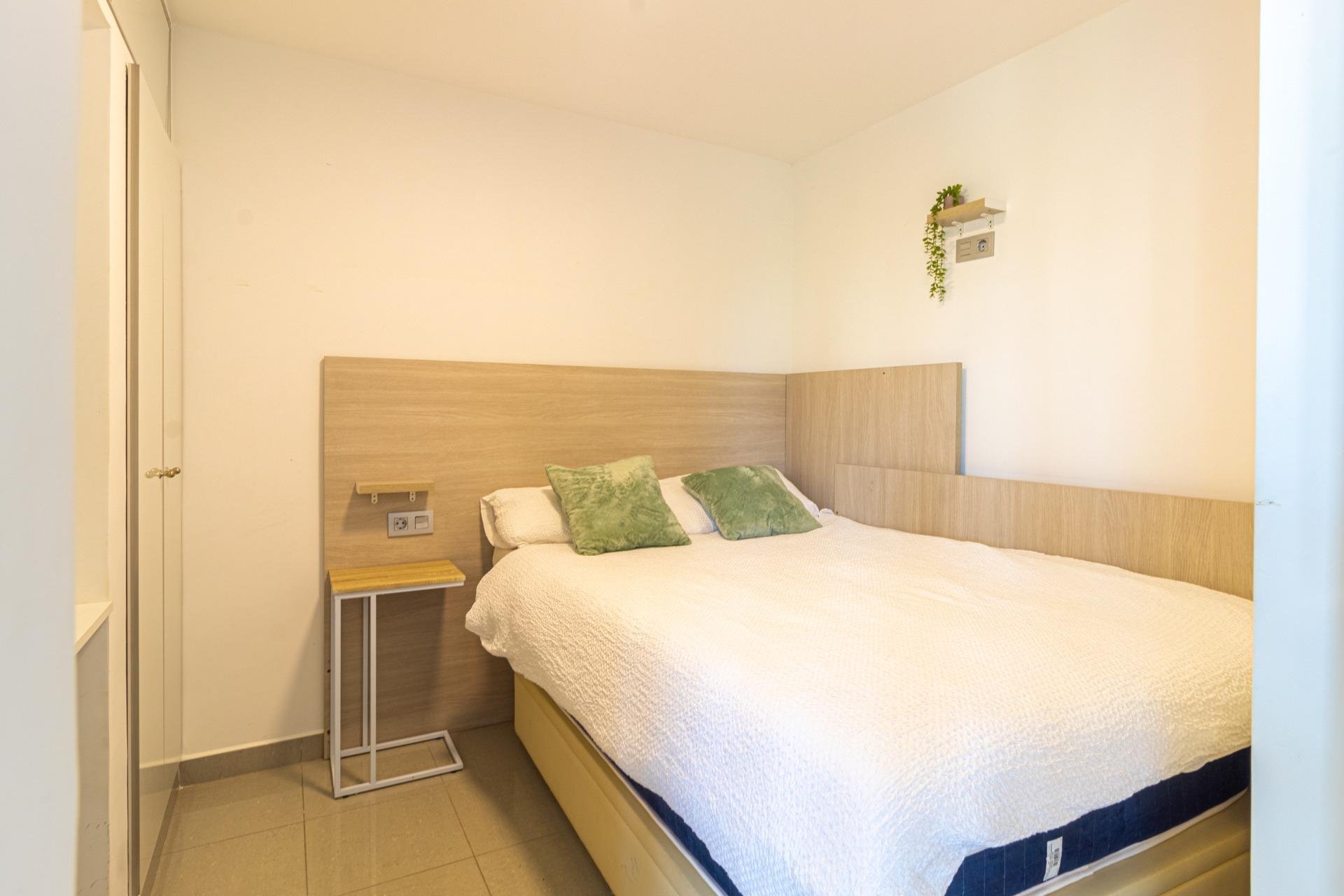 Återförsäljning - Apartment -
Orihuela Costa - Campoamor